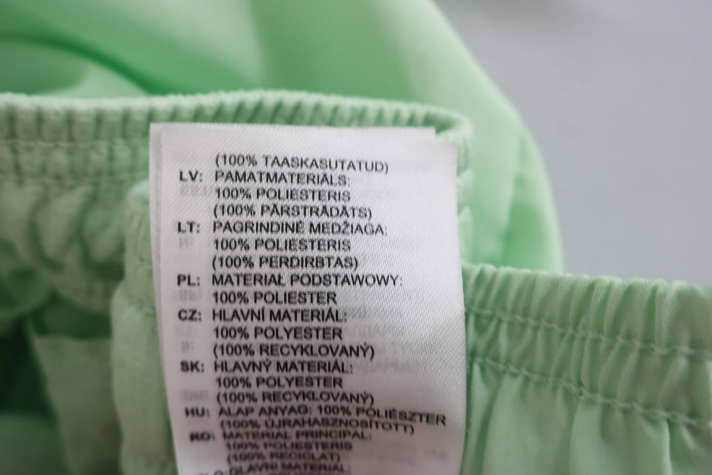 ADIDAS vyriški lengvi šortai M/L dydis