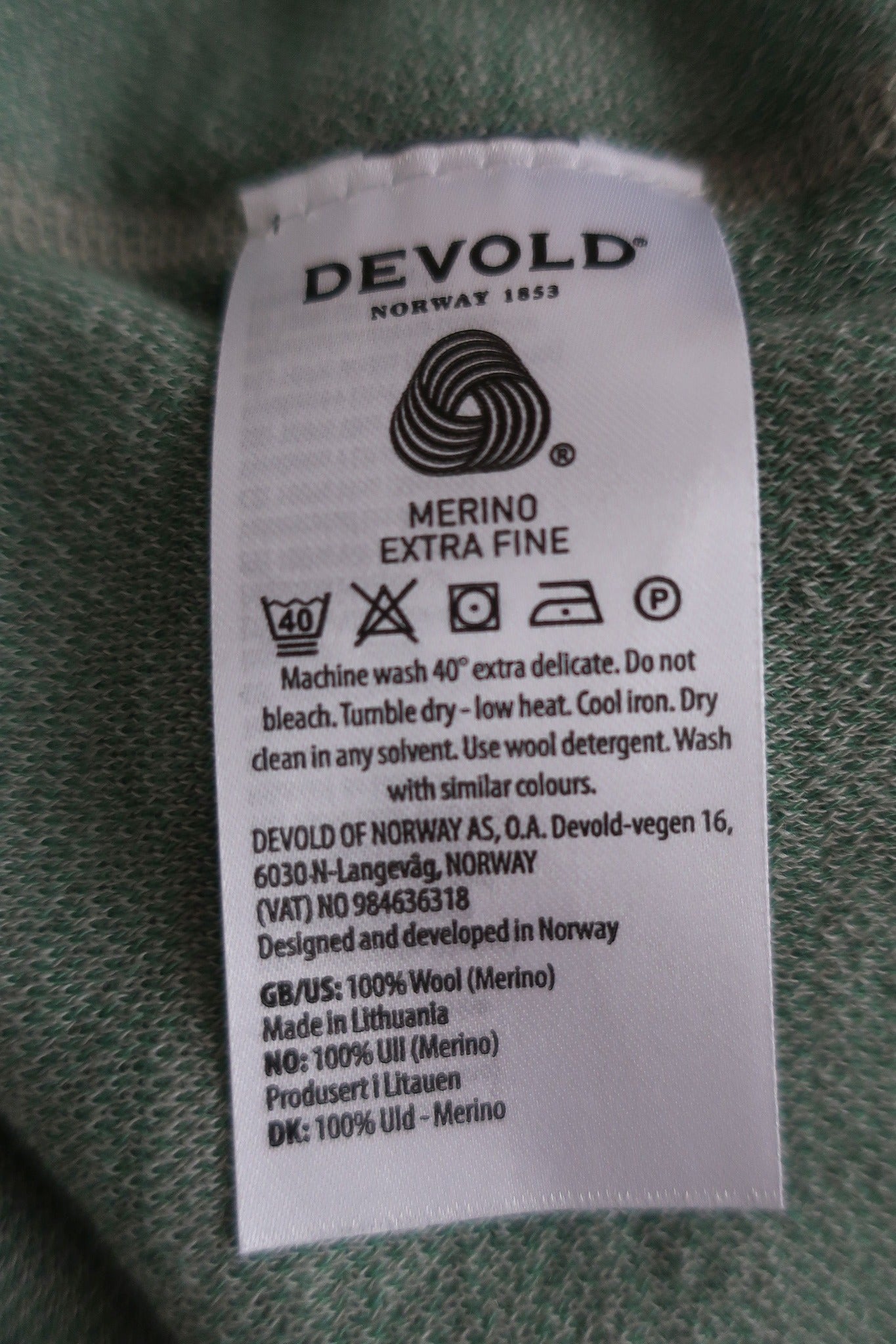 DEVOLD moteriški nauji marškinėliai su merino vilna S dydis