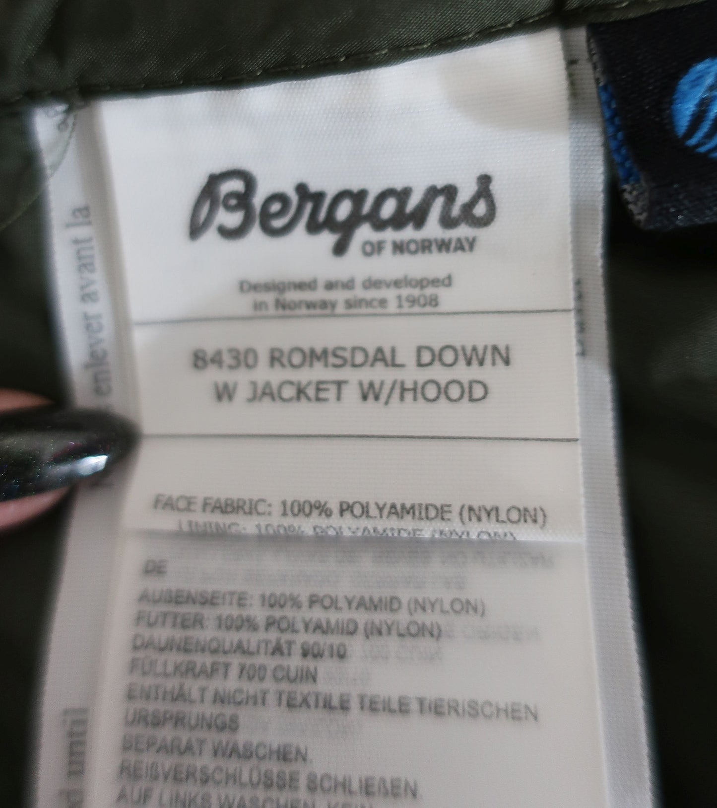 BERGANS moteriška lengva pūkinė striukė S/M dydis