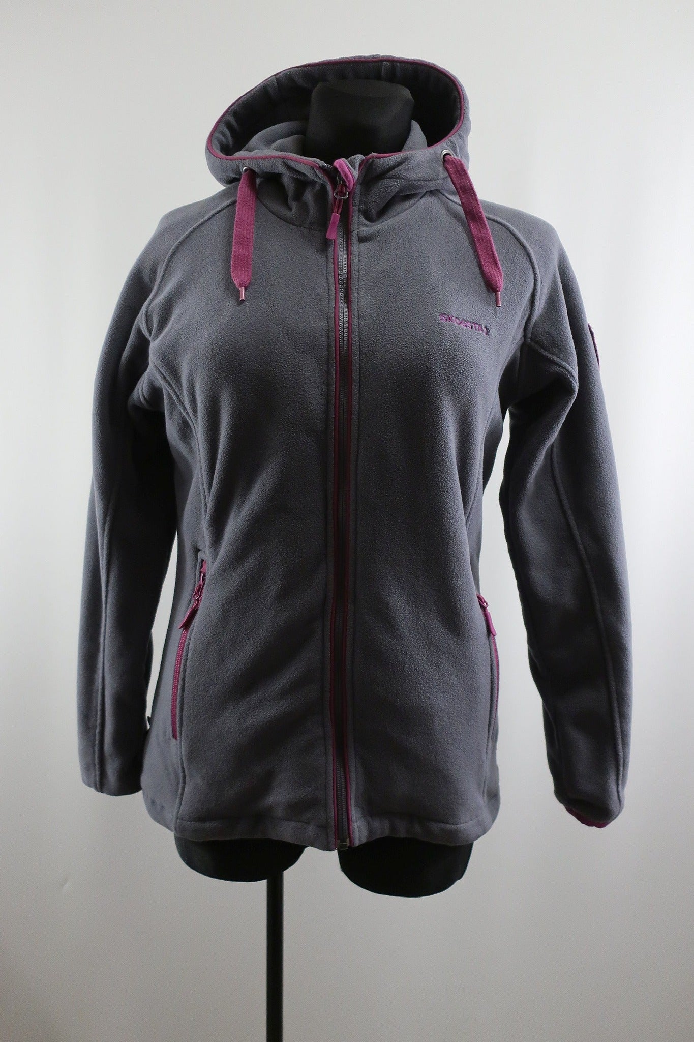 SKOGSTAD moteriškas šiltukas 40/42 dydis