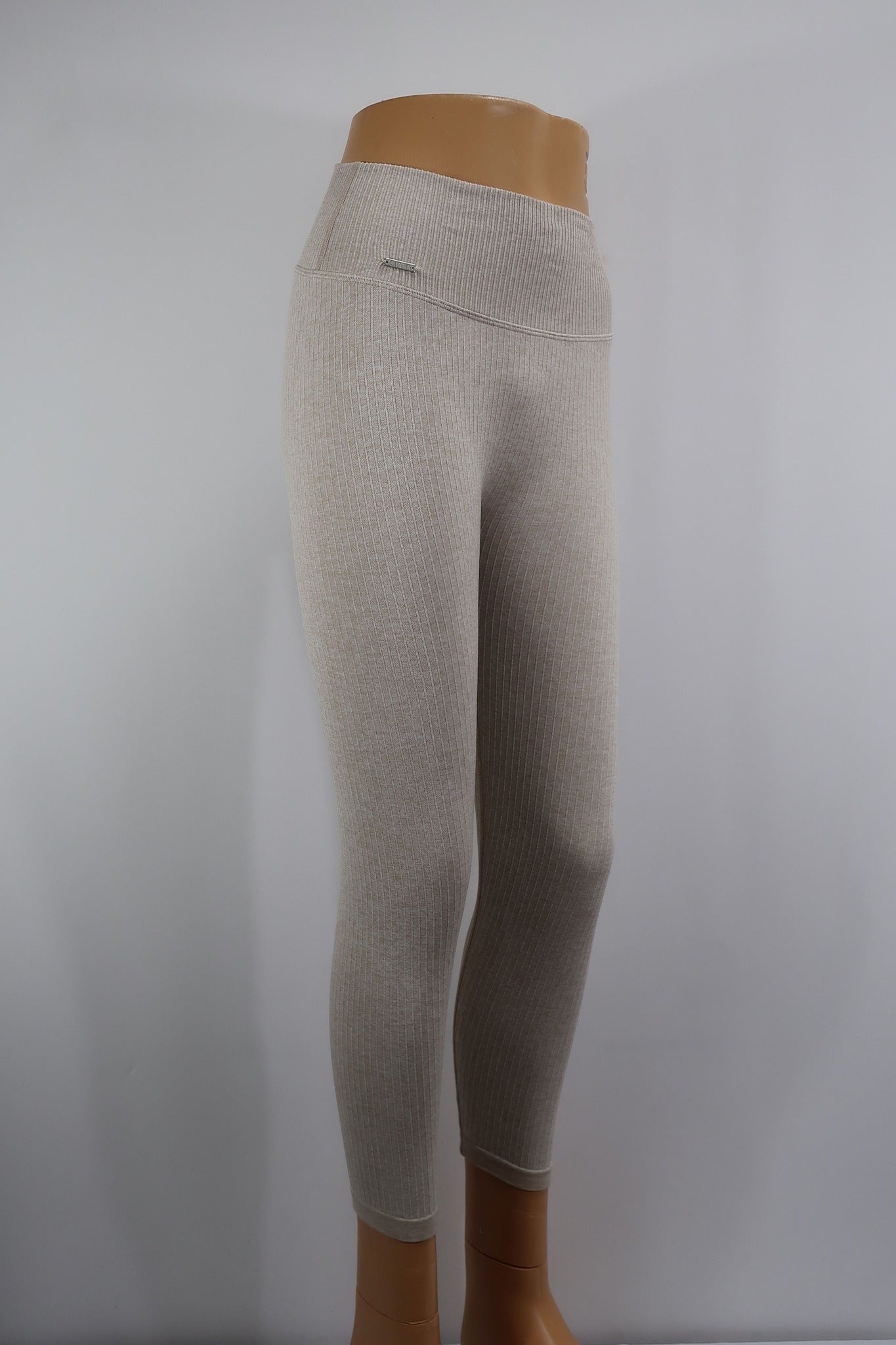 AIM'N moteriškos sportinės tamprės S dydis