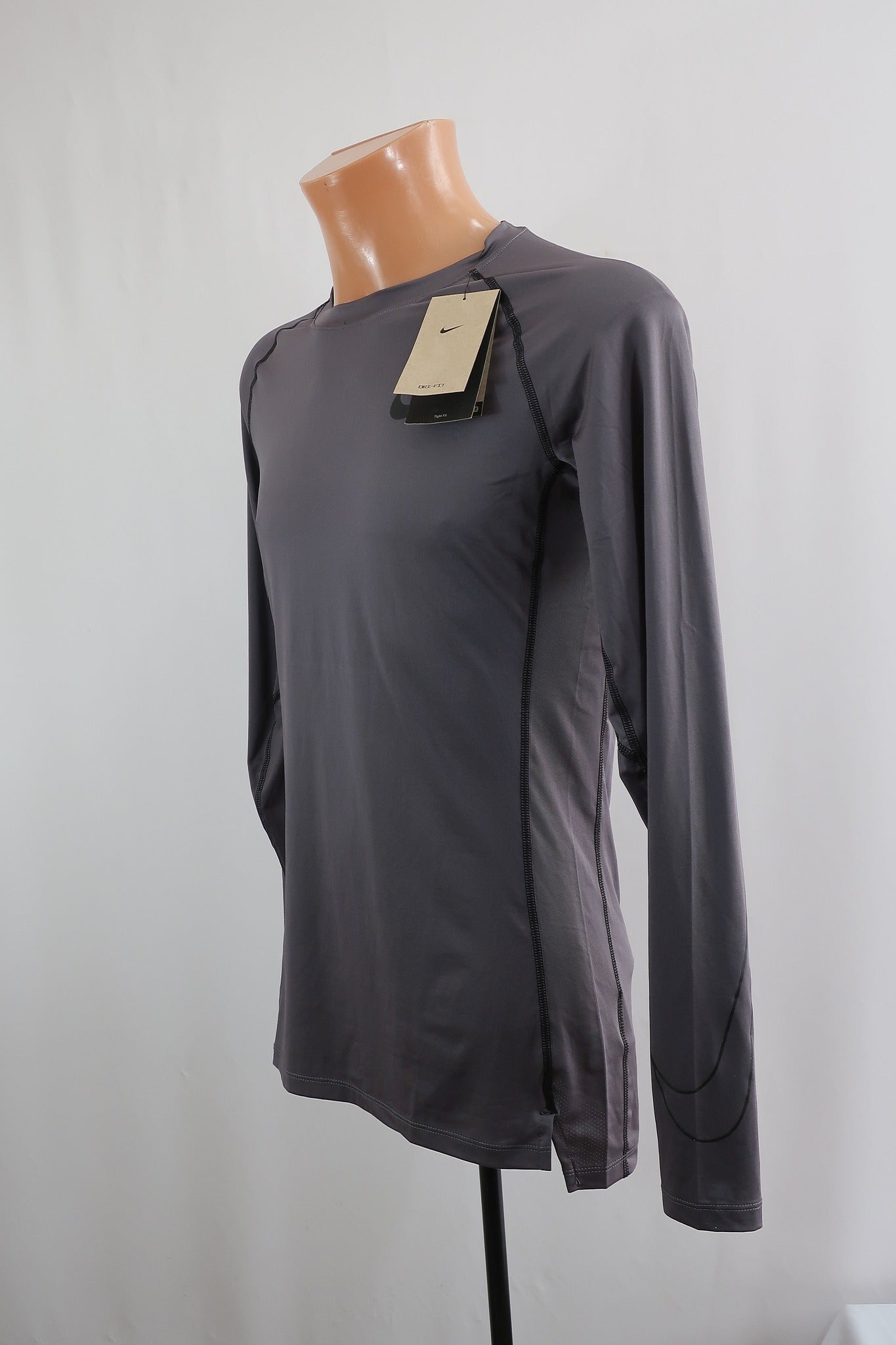 NIKE PRO nauji vyriški marškinėliai L dydis