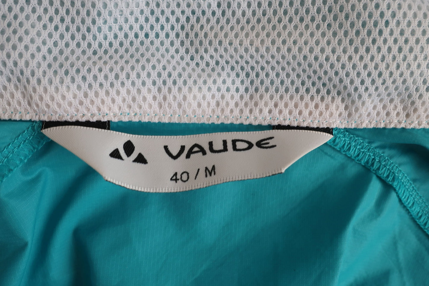 VAUDE sportinė moteriška lengva striukė M dydis