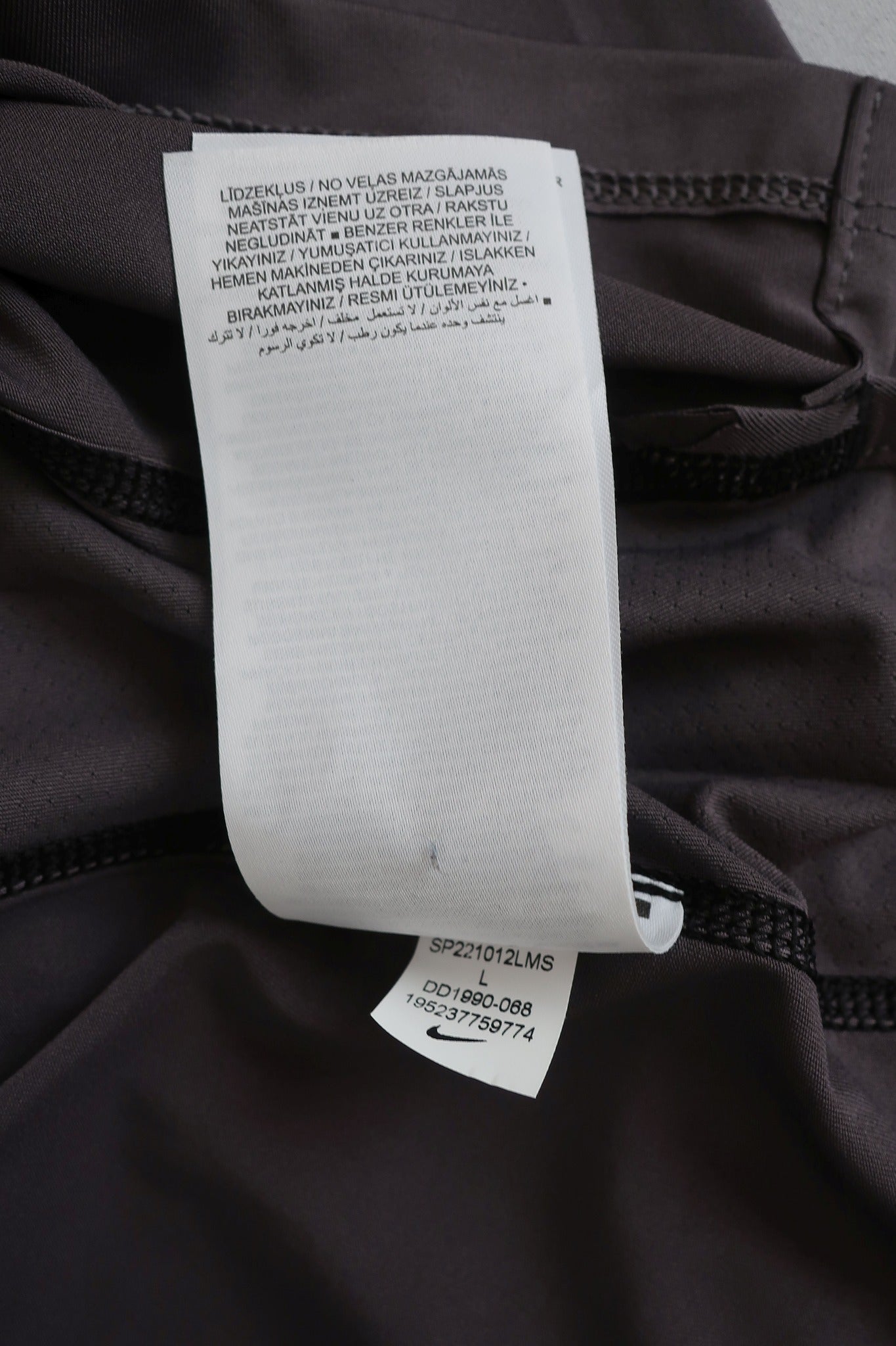 NIKE PRO nauji vyriški marškinėliai L dydis