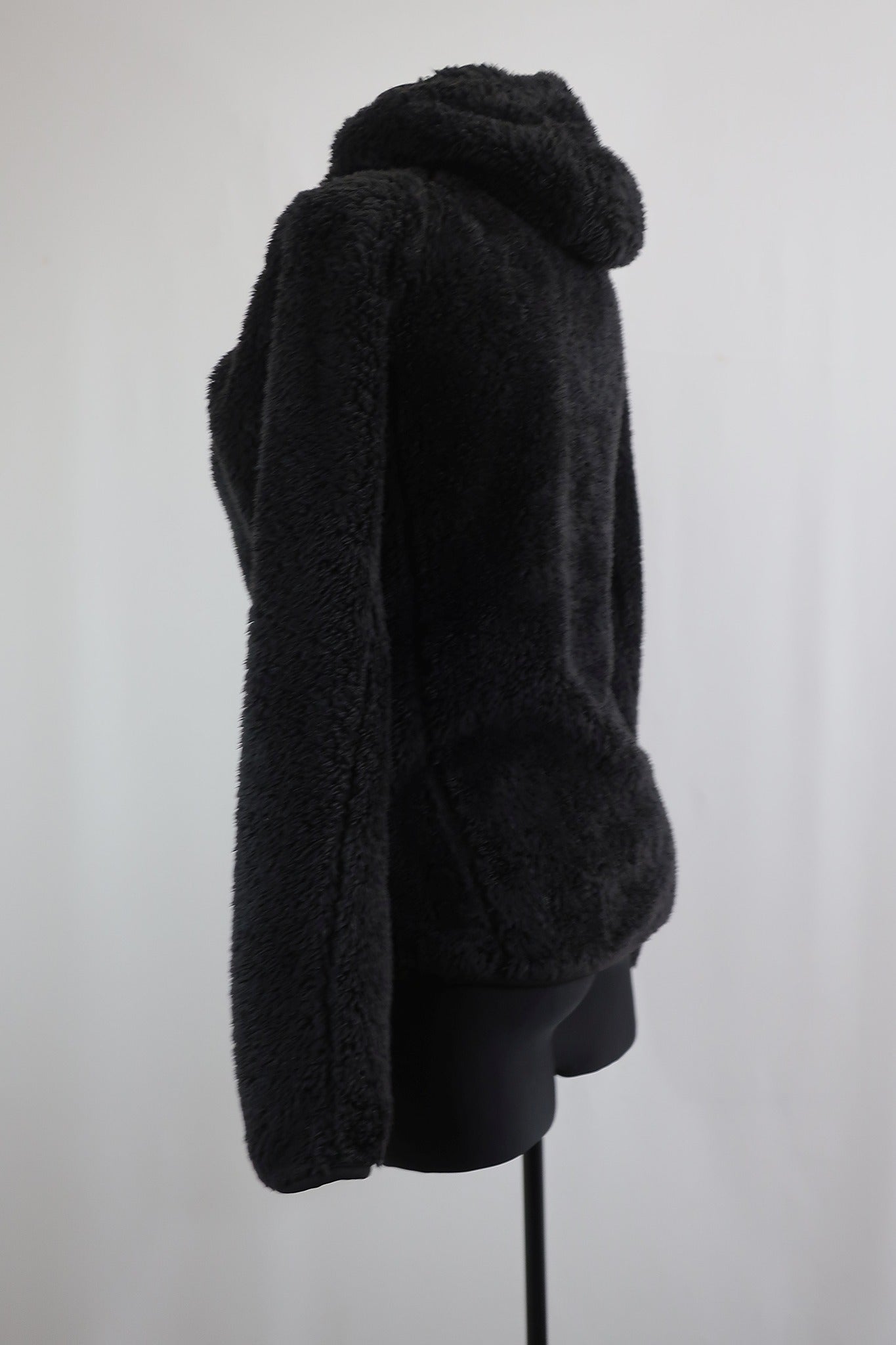 McKINLEY moteriškas šiltukas 38/40 dydis