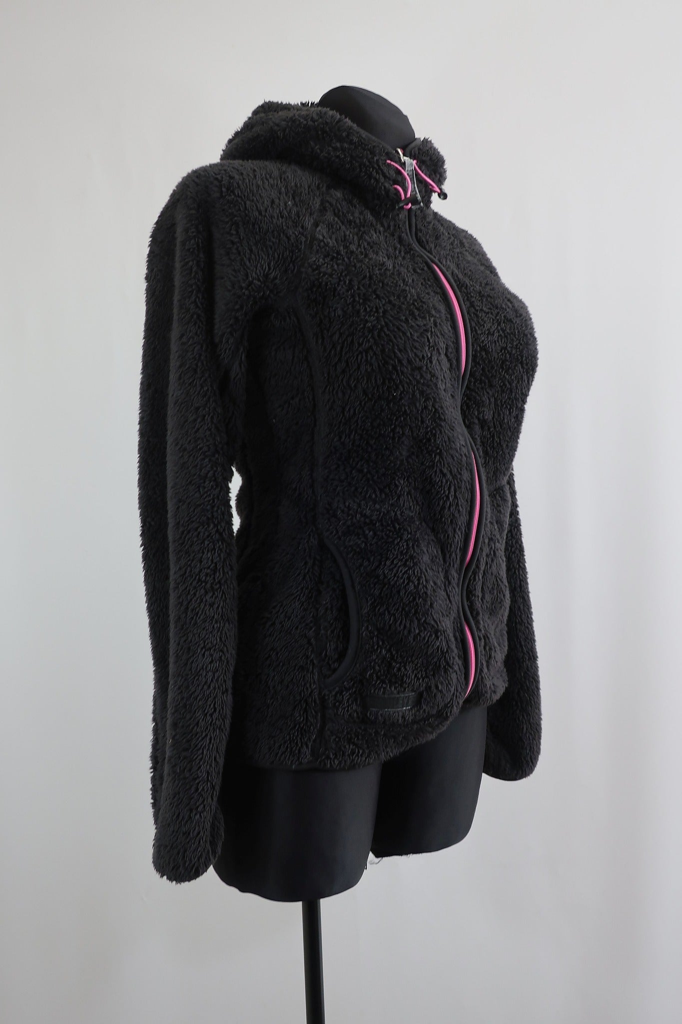 McKINLEY moteriškas šiltukas 38/40 dydis