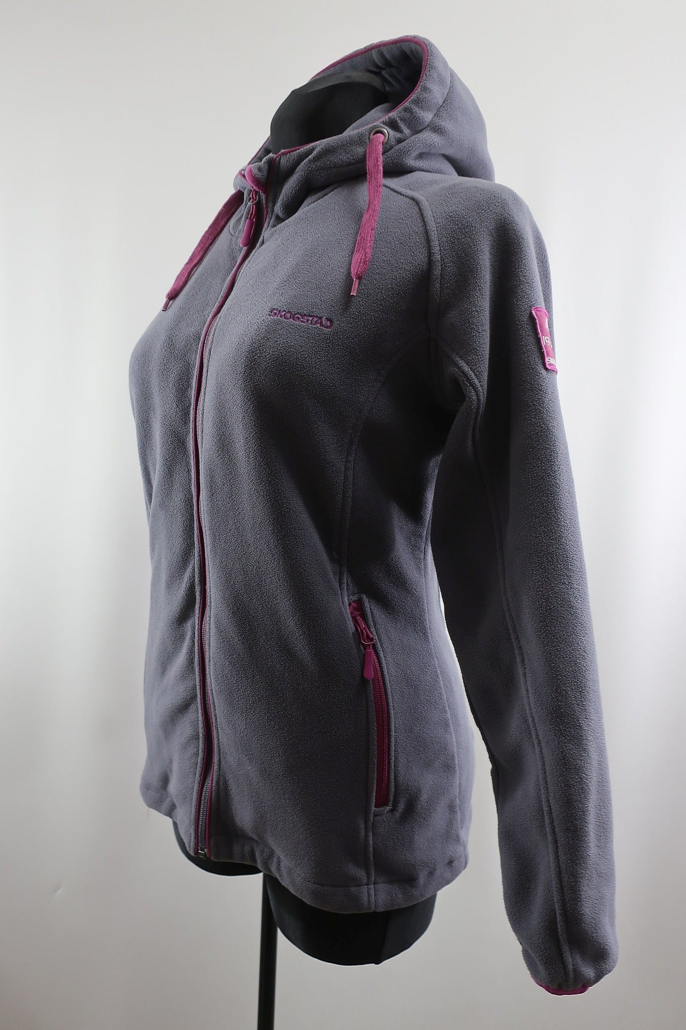 SKOGSTAD moteriškas šiltukas 40/42 dydis