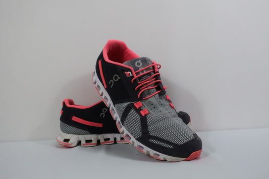 ON CLOUD sportiniai batai 41,5/42 dydis