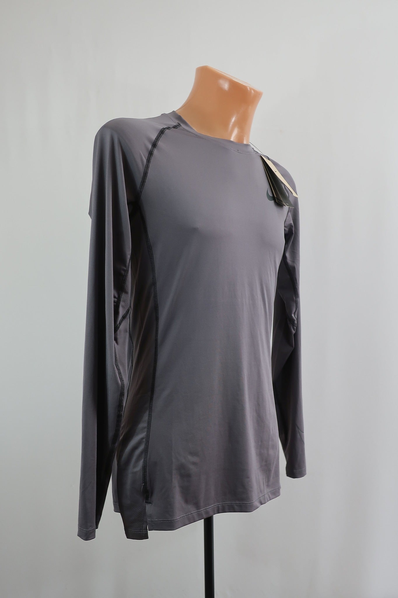 NIKE PRO nauji vyriški marškinėliai L dydis