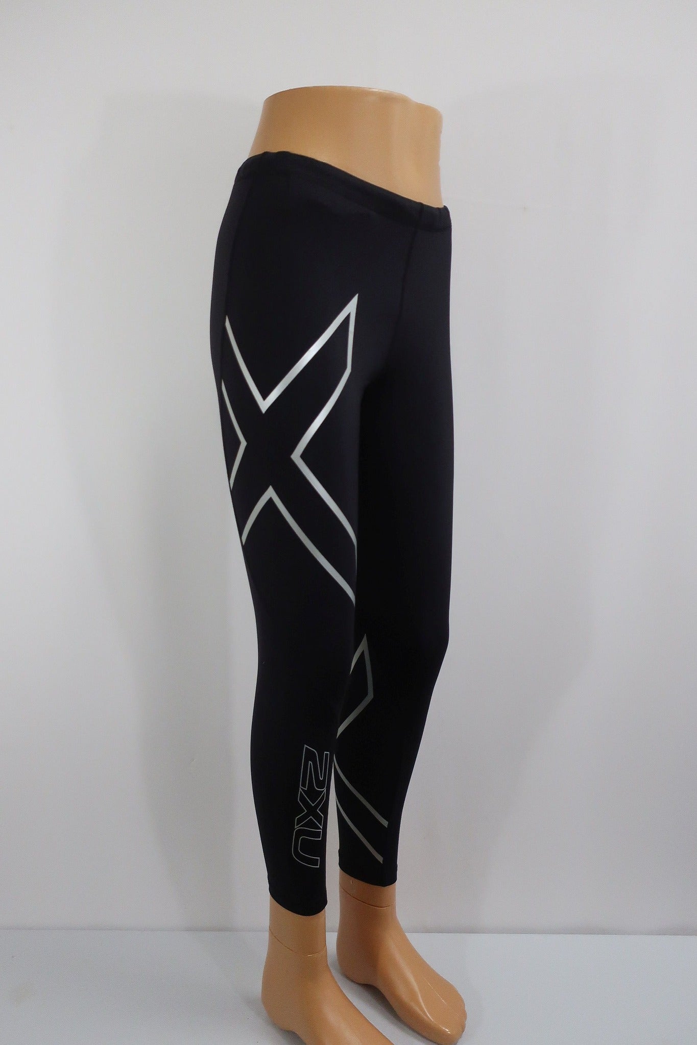 2XU moteriškos sportinės kompresinės tamprės XL dydis