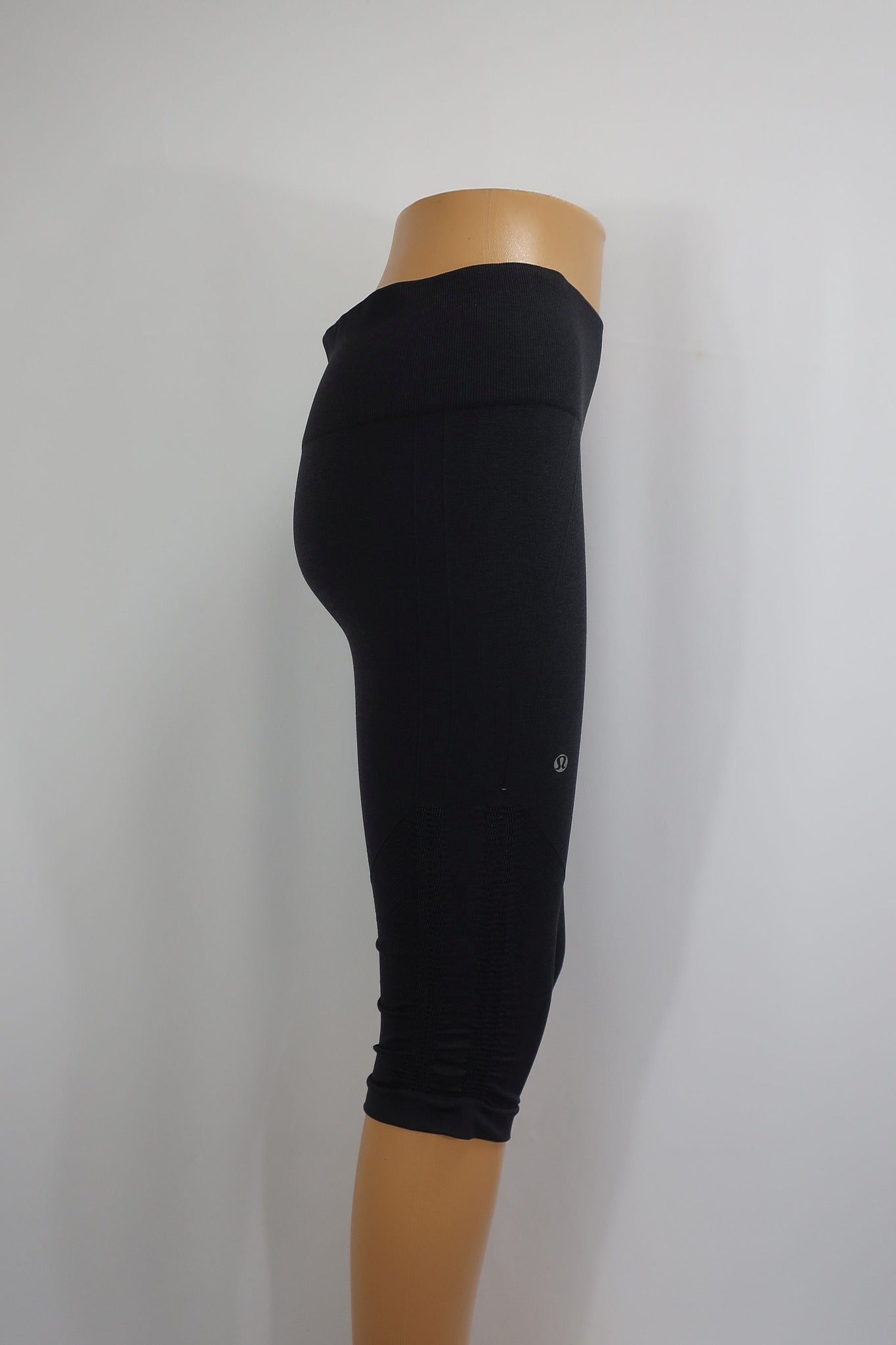 LULULEMON moteriški kompresiniai sportiniai ilgi šortai L dydis