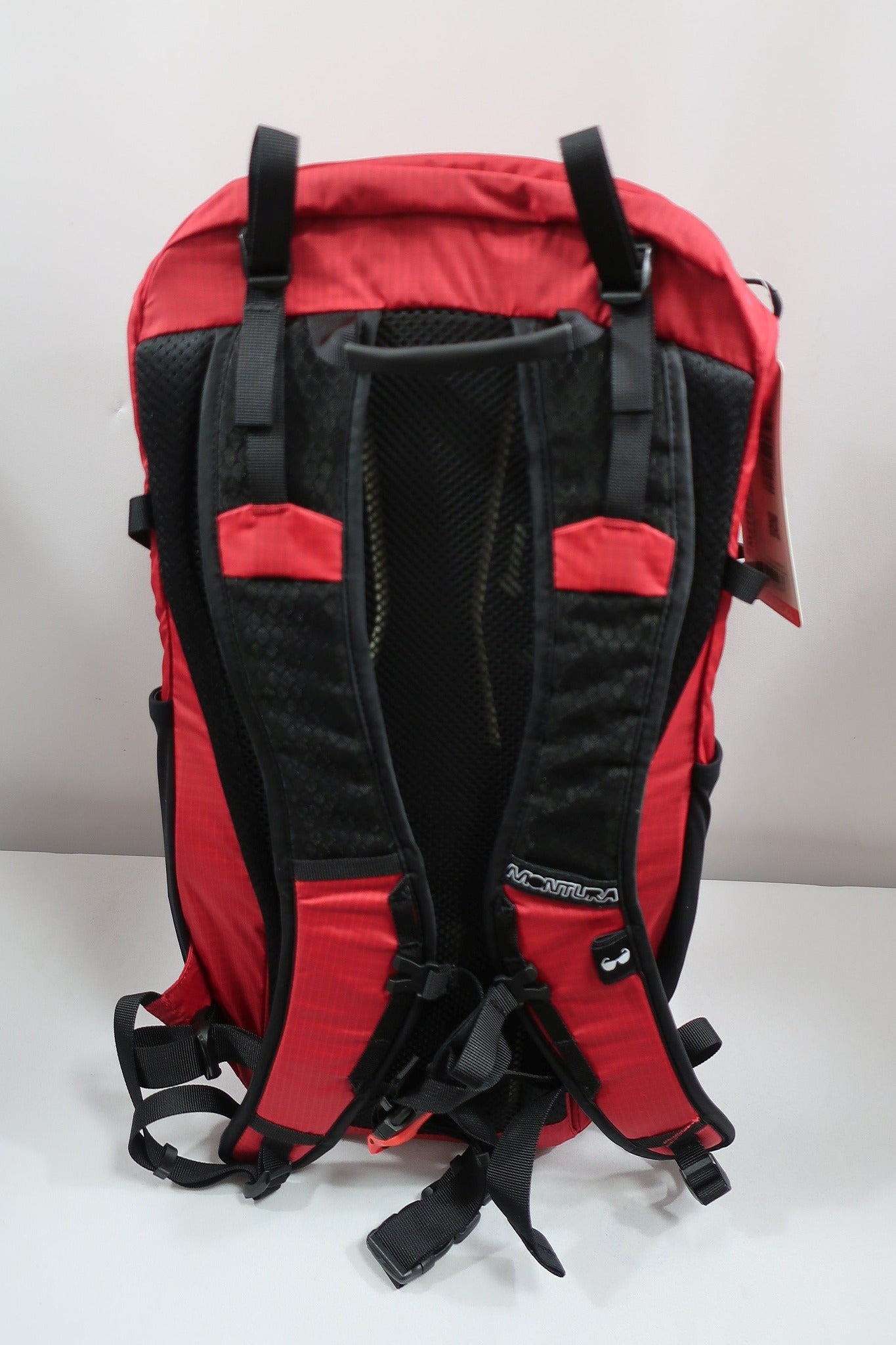 MONTURA nauja kuprinė 22 l talpos