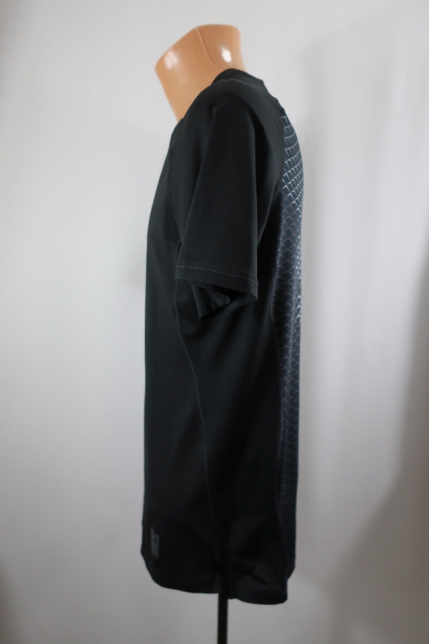 NIKE PRO vyriški sportiniai marškinėliai M dydis