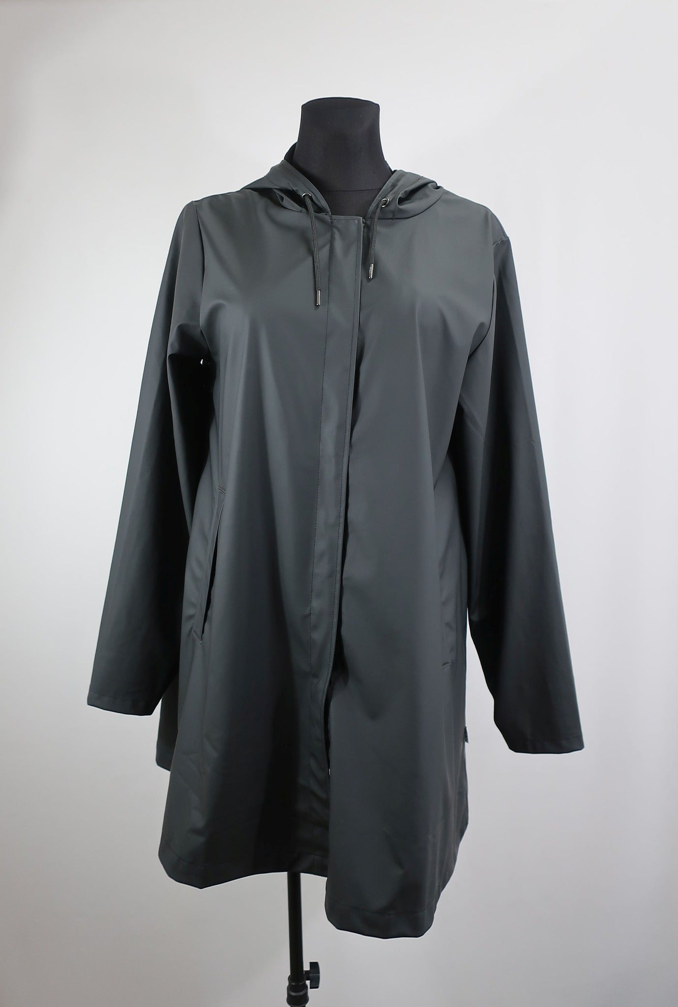 RAINS moteriškas lietpaltis M dydis