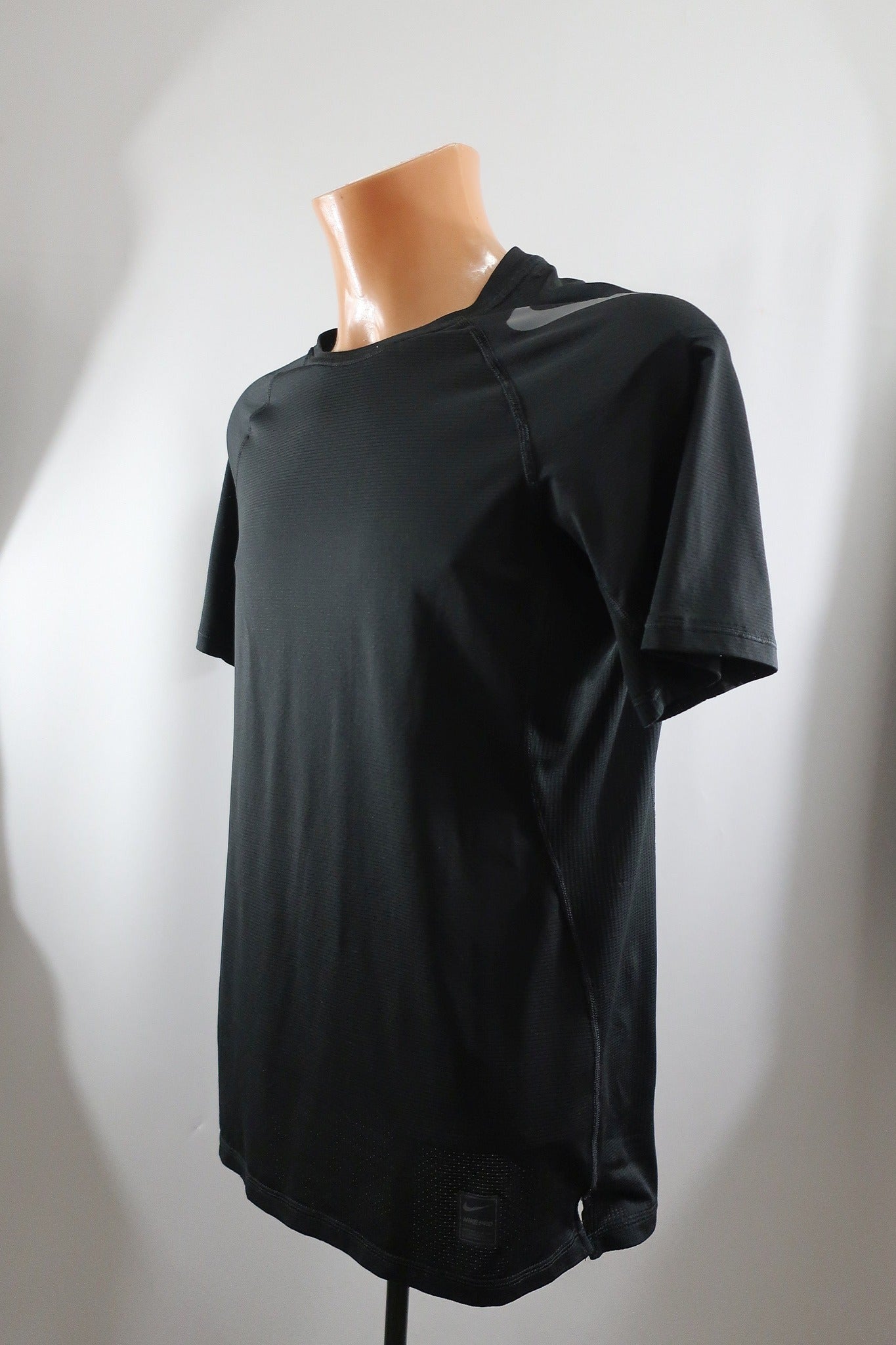 NIKE PRO vyriški sportiniai marškinėliai M dydis