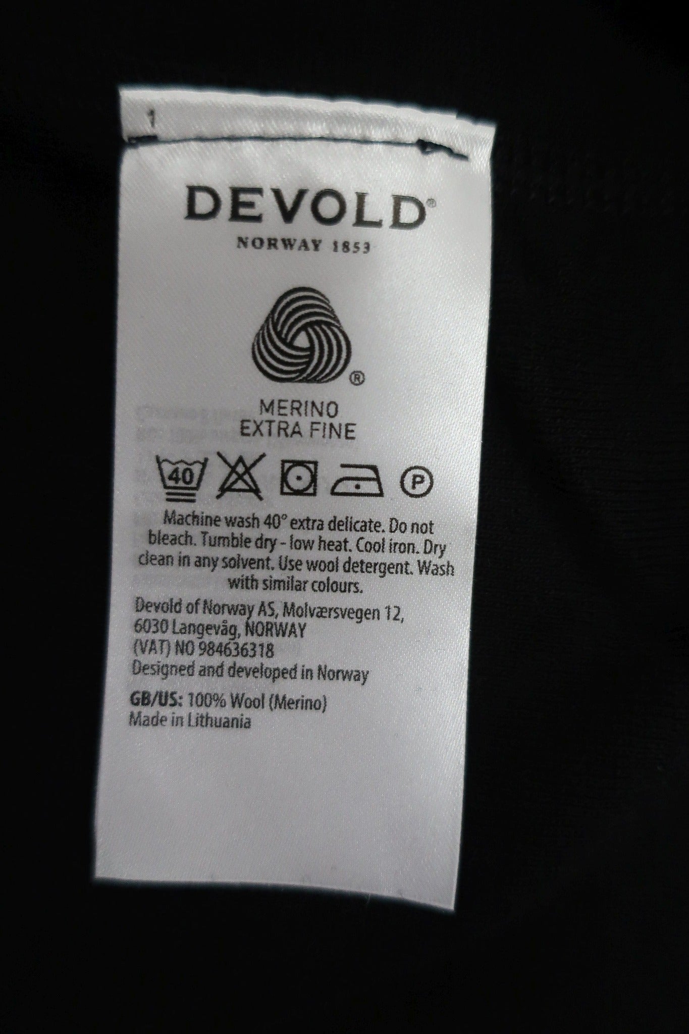 DEVOLD nauji vyriški marškinėliai su merino vilna S dydis