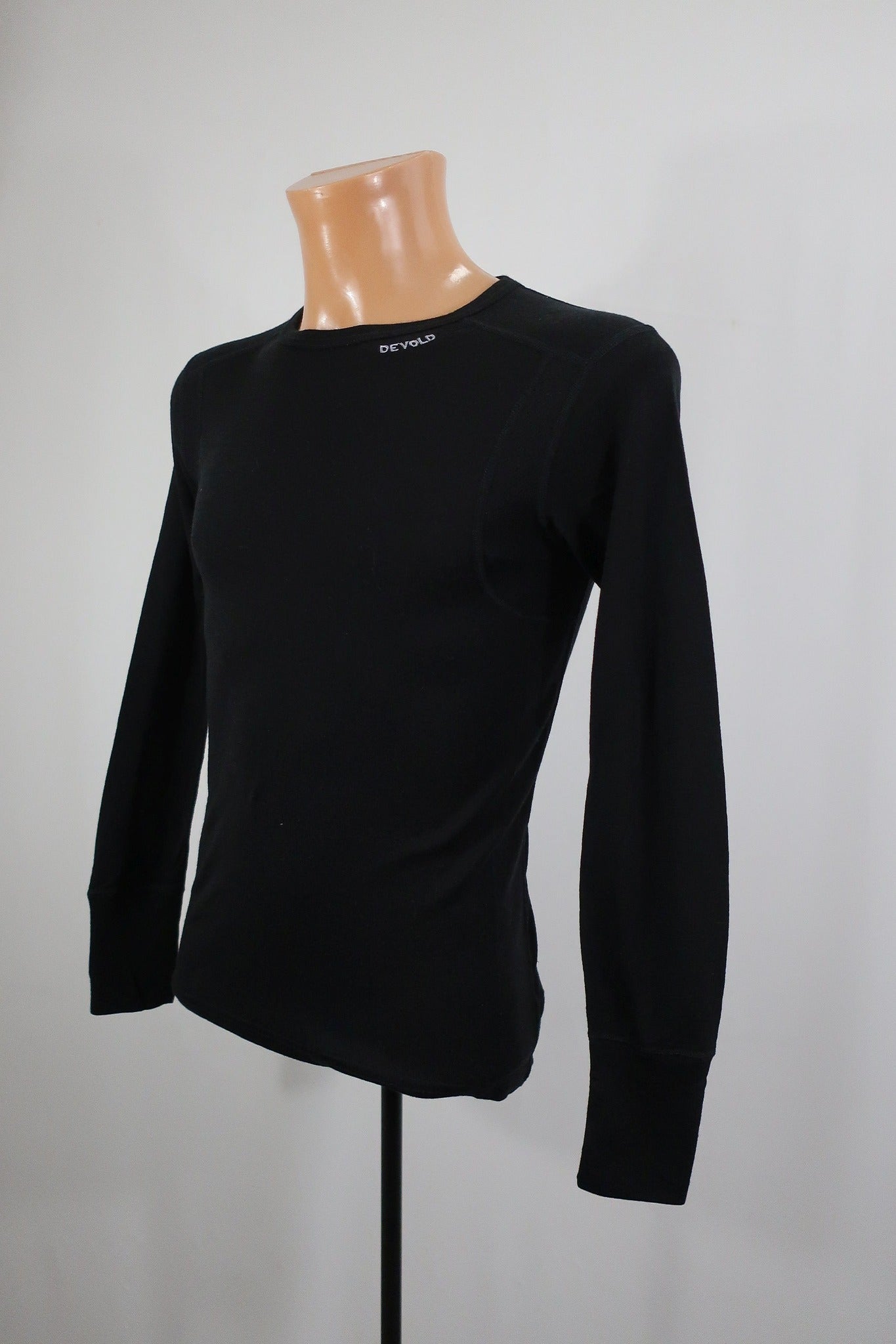 DEVOLD nauji vyriški marškinėliai su merino vilna S dydis