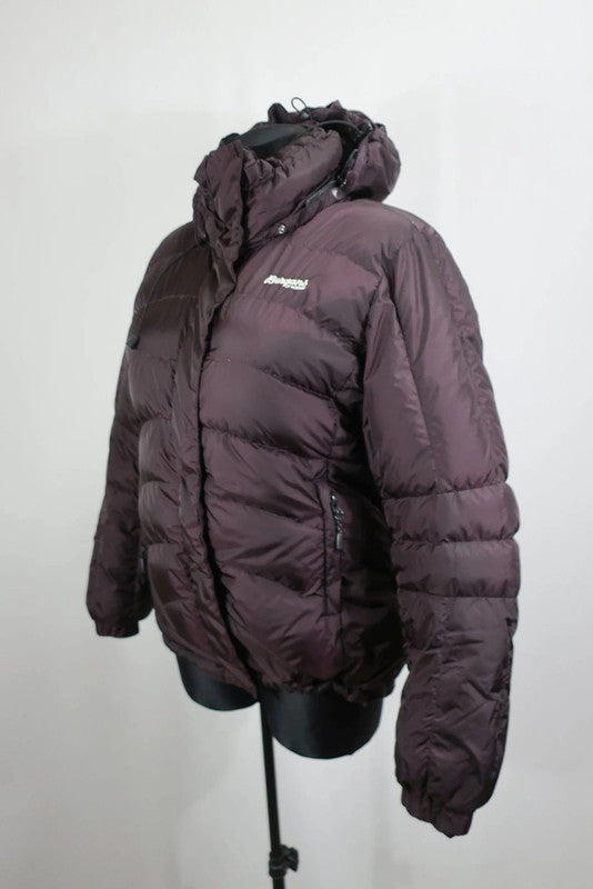 BERGANS moteriška pūkinė striukė M dydis.