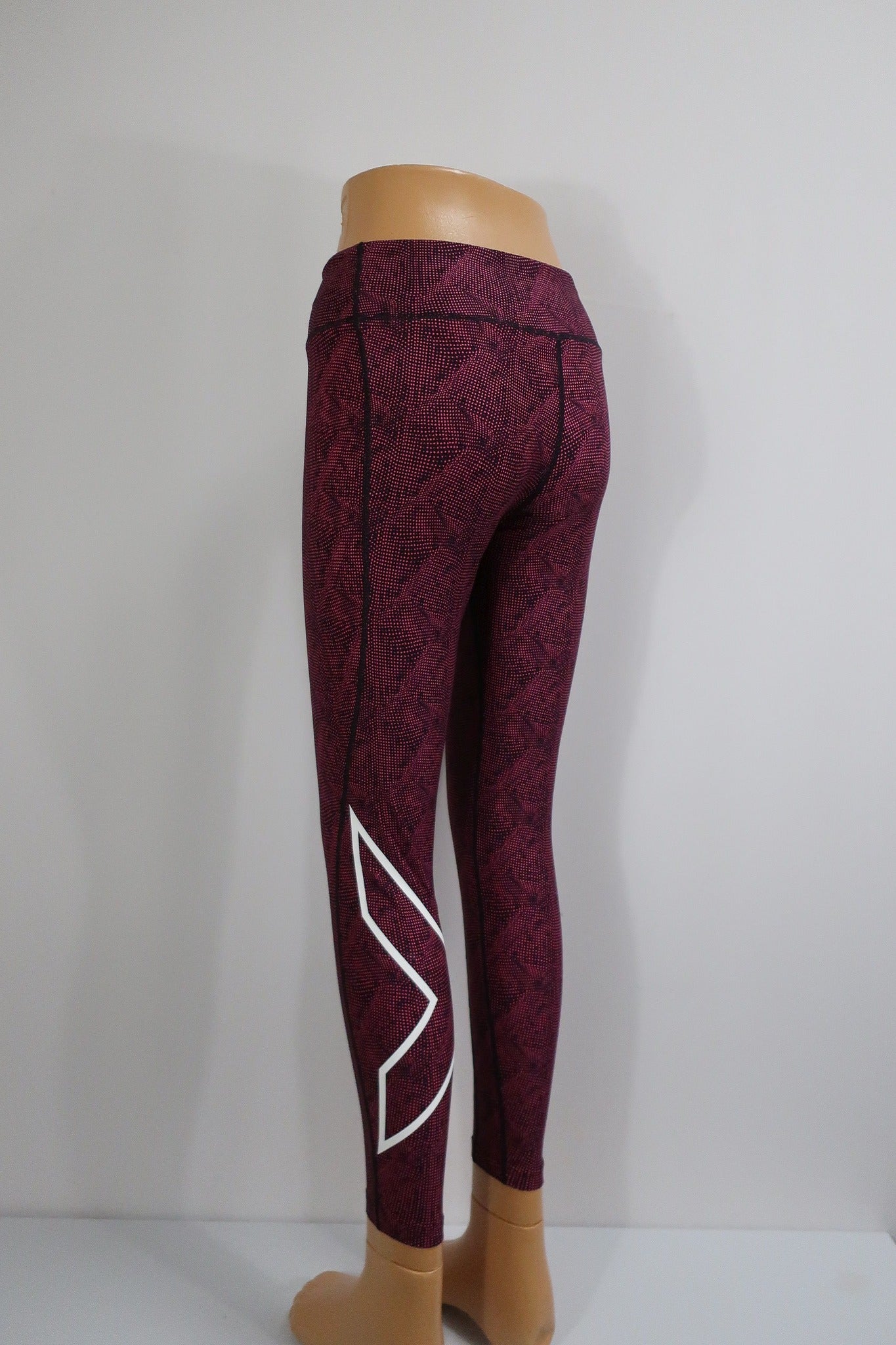 2XU moteriškos sportinės kompresinės tamprės L dydis