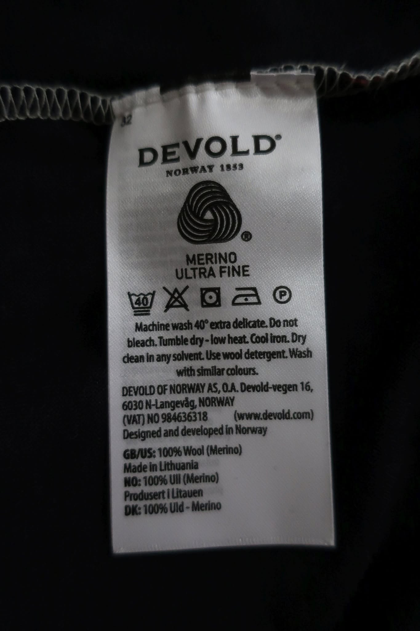 DEVOLD nauji moteriški marškinėliai su merino vilna L dydis