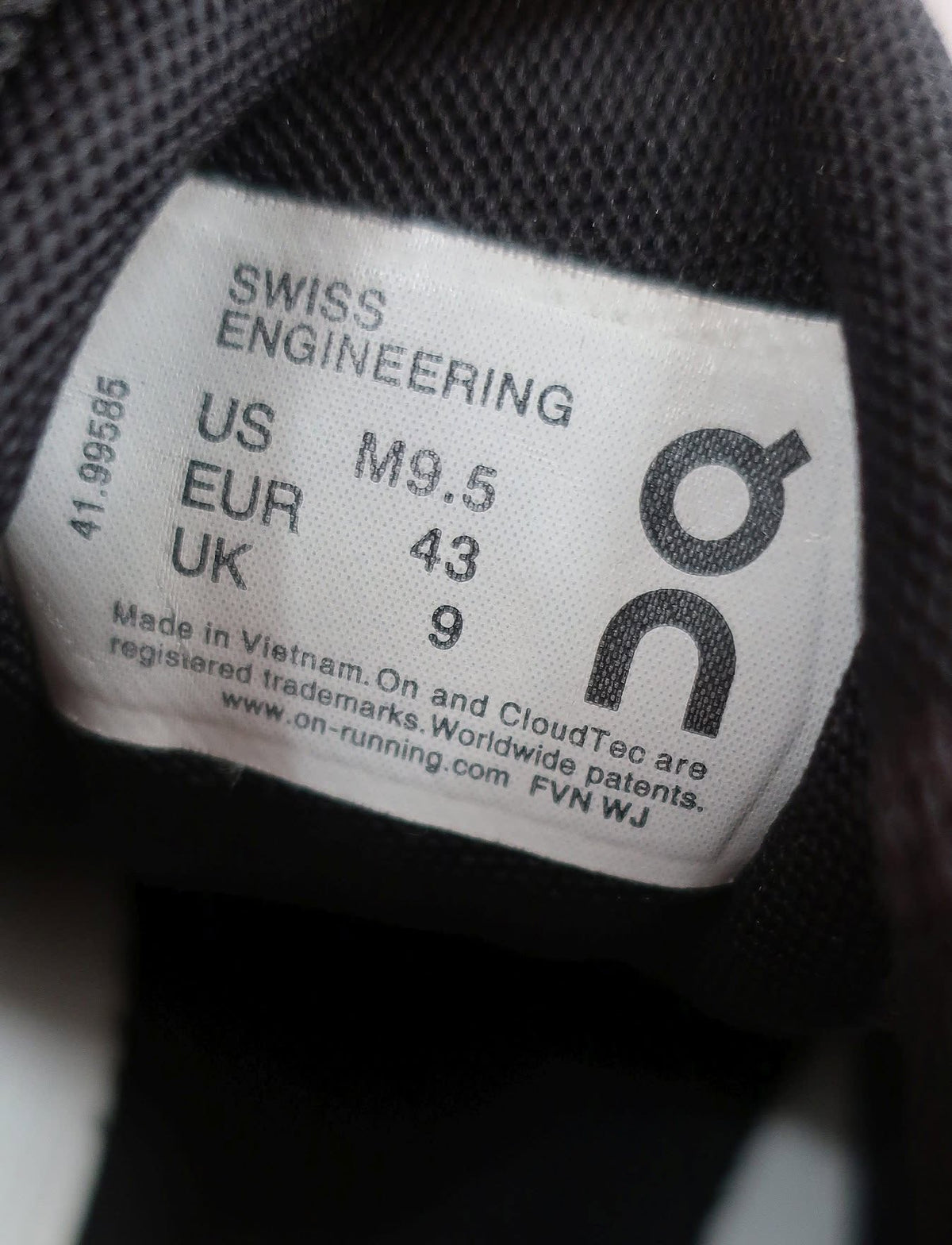 ON CLOUD (Swiss Engineering) sportiniai batai 43 dydis