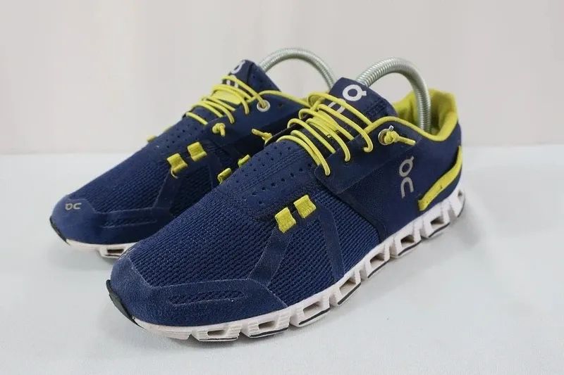 ON CLOUD (Swiss Engineering) sportiniai batai 39,5 dydis