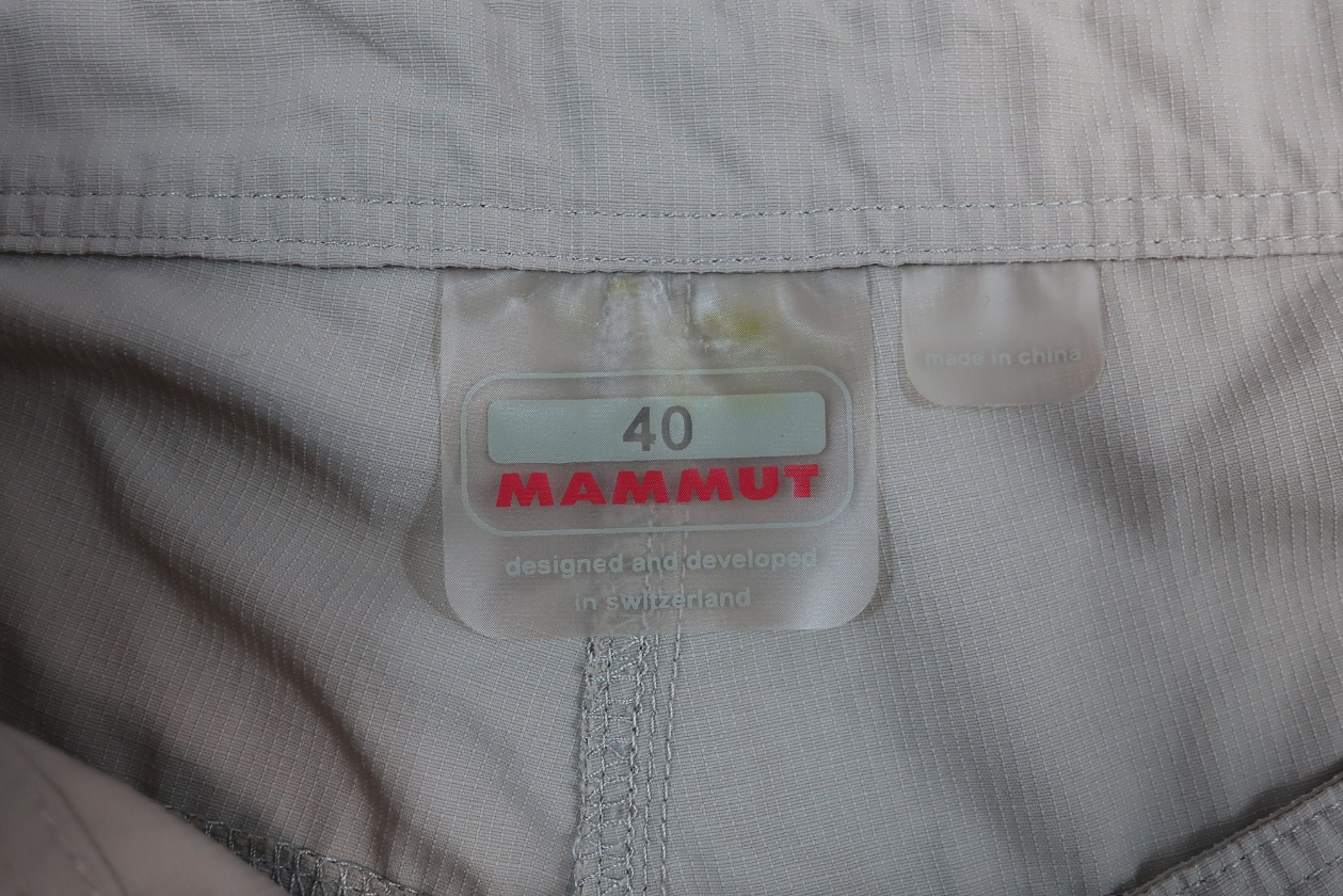 MAMMUT moteriški šortai 38/40 dydis