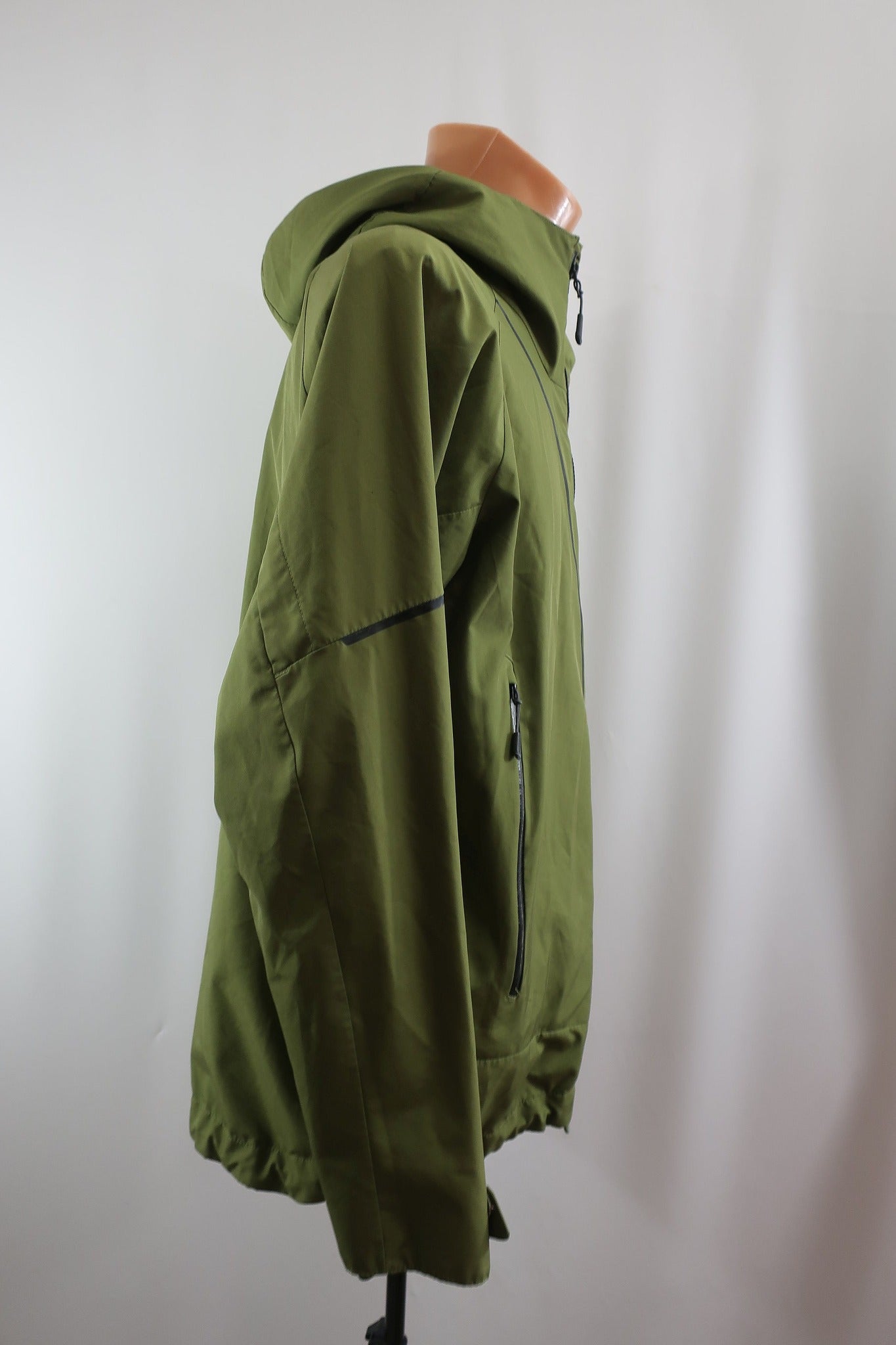 JACK WOLFSKIN vyriška striukė S/M dydis