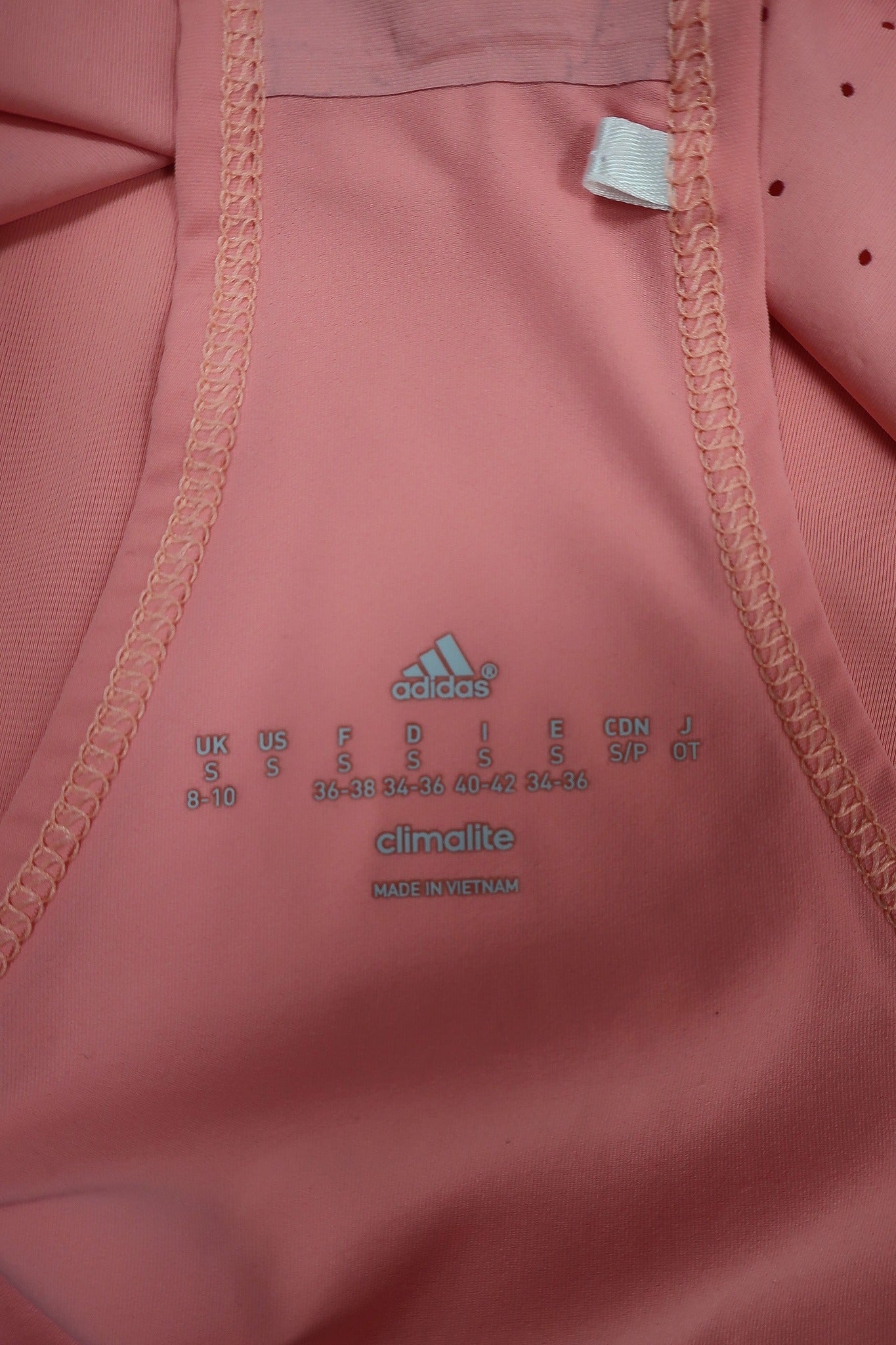 ADIDAS moteriški sportiniai marškinėliai S dydis.