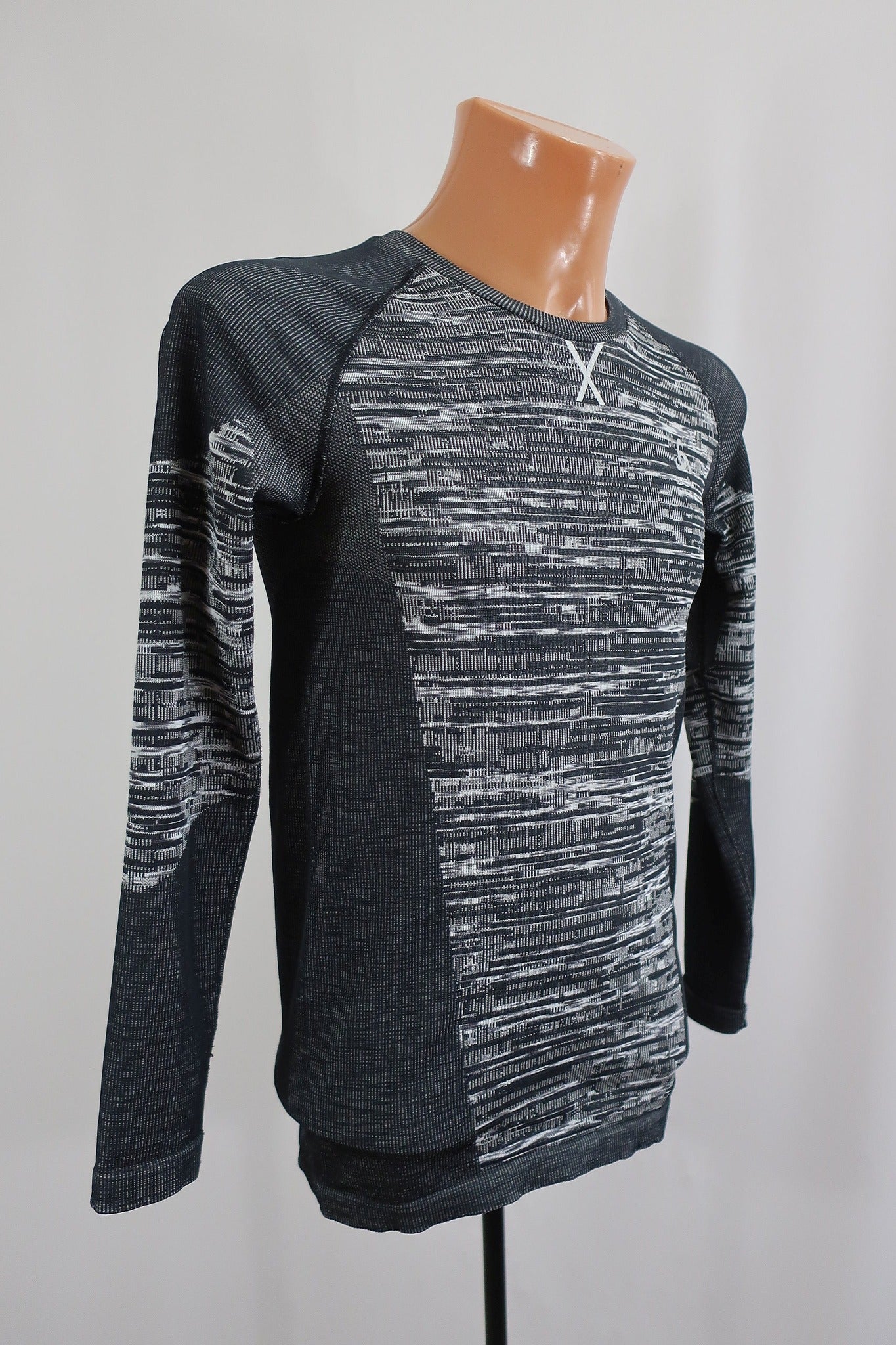 ODLO vyriški sportiniai kompresiniai marškinėliai L/XL dydis