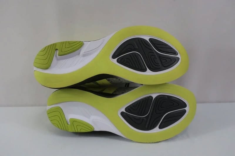 ASICS sportiniai batai 42,5/43 dydis