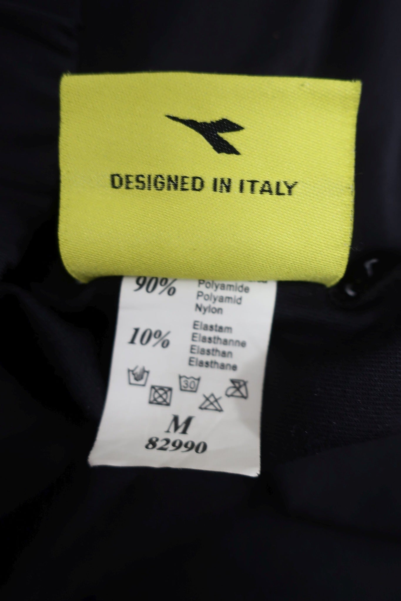 DIADORA dviratiniai šortai M dydis