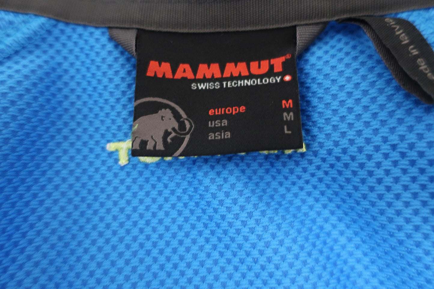 MAMMUT moteriška softšelinė striukė - švarkas M dydis