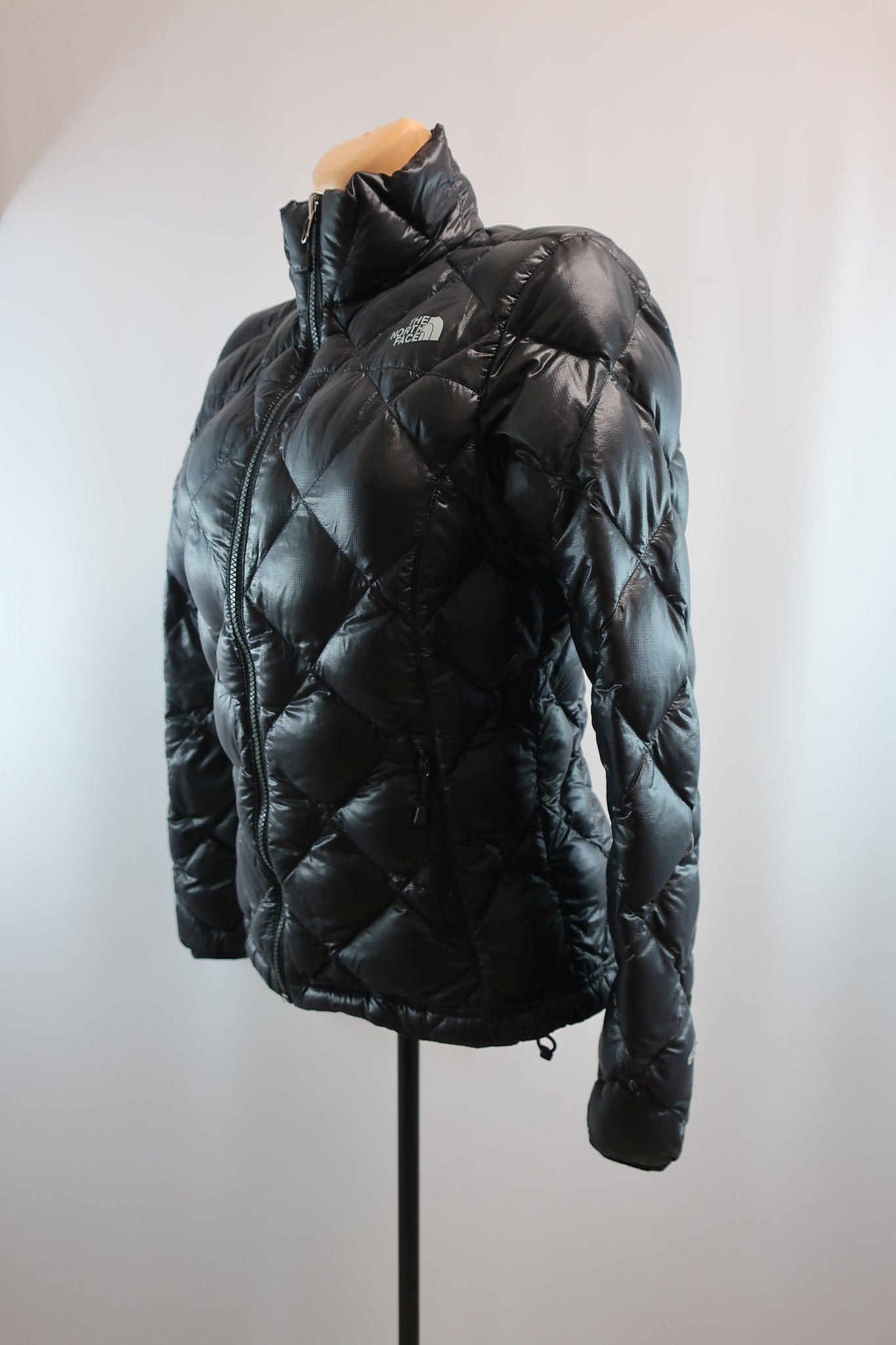THE NORTH FACE moteriška lengva pūkinė striukė XS/S dydis
