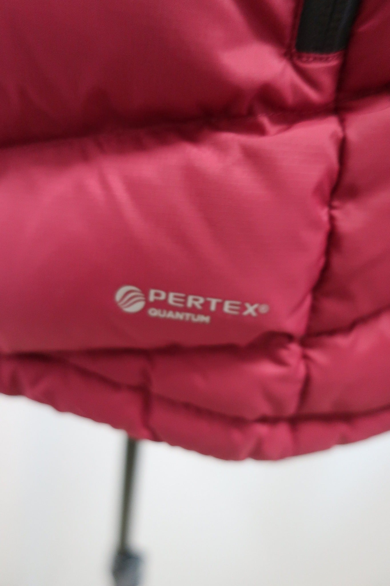 BERGANS pūkinė striukė 164 ūgiui