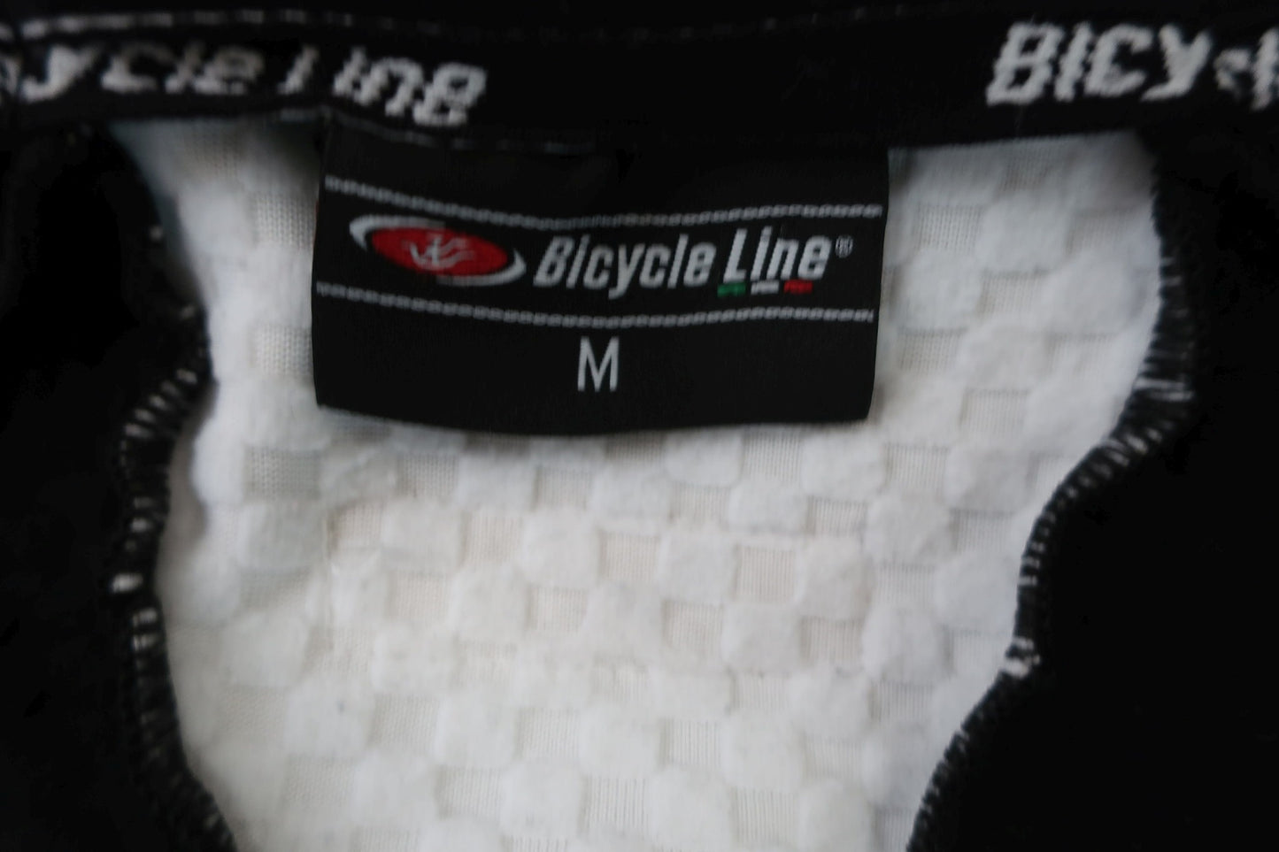 BICYCLE LINE moteriška softšelinė sportinė striukė/švarkas S dydis