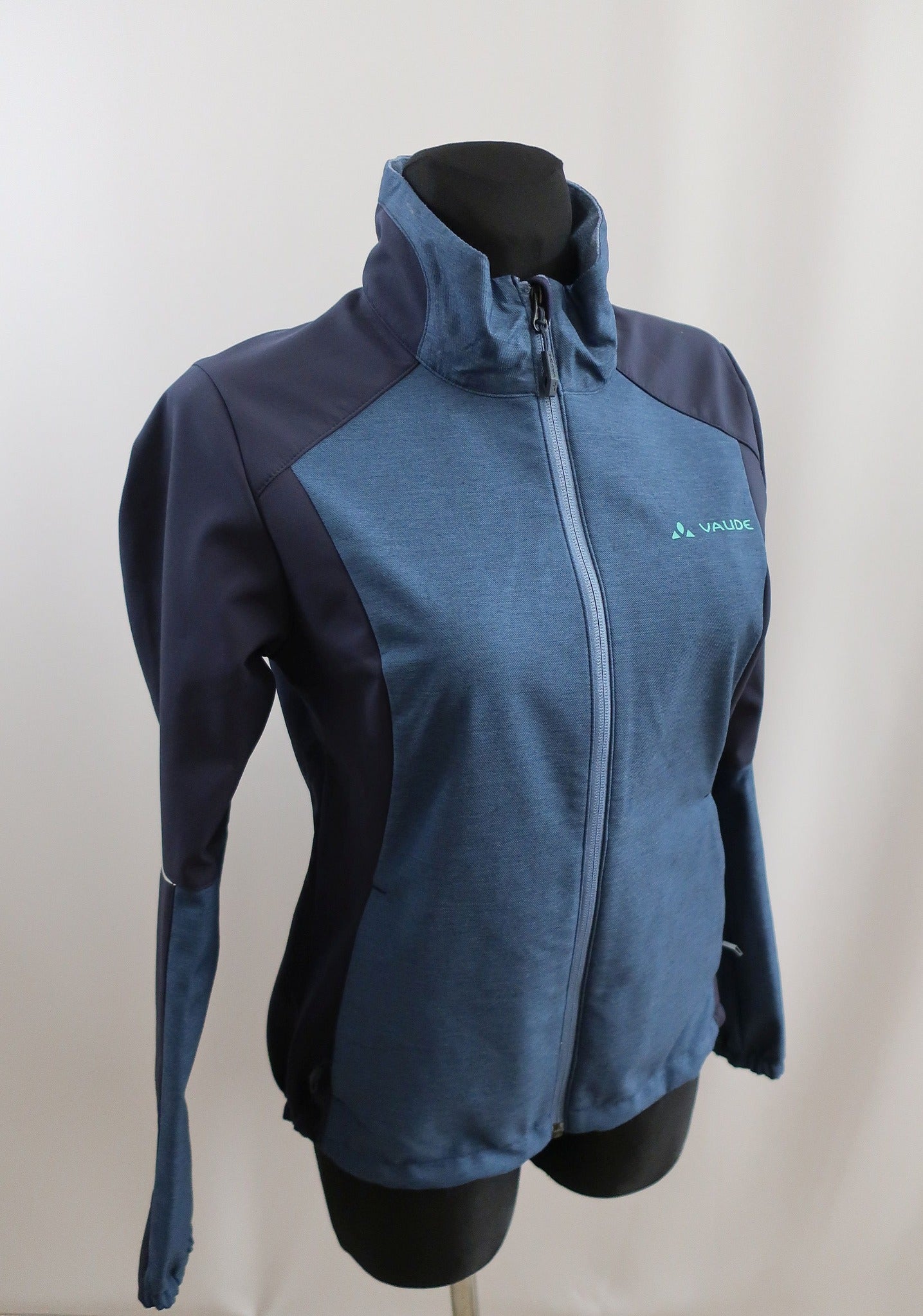 VAUDE moteriška softšelinė striukė - švarkas 36/38 dydis