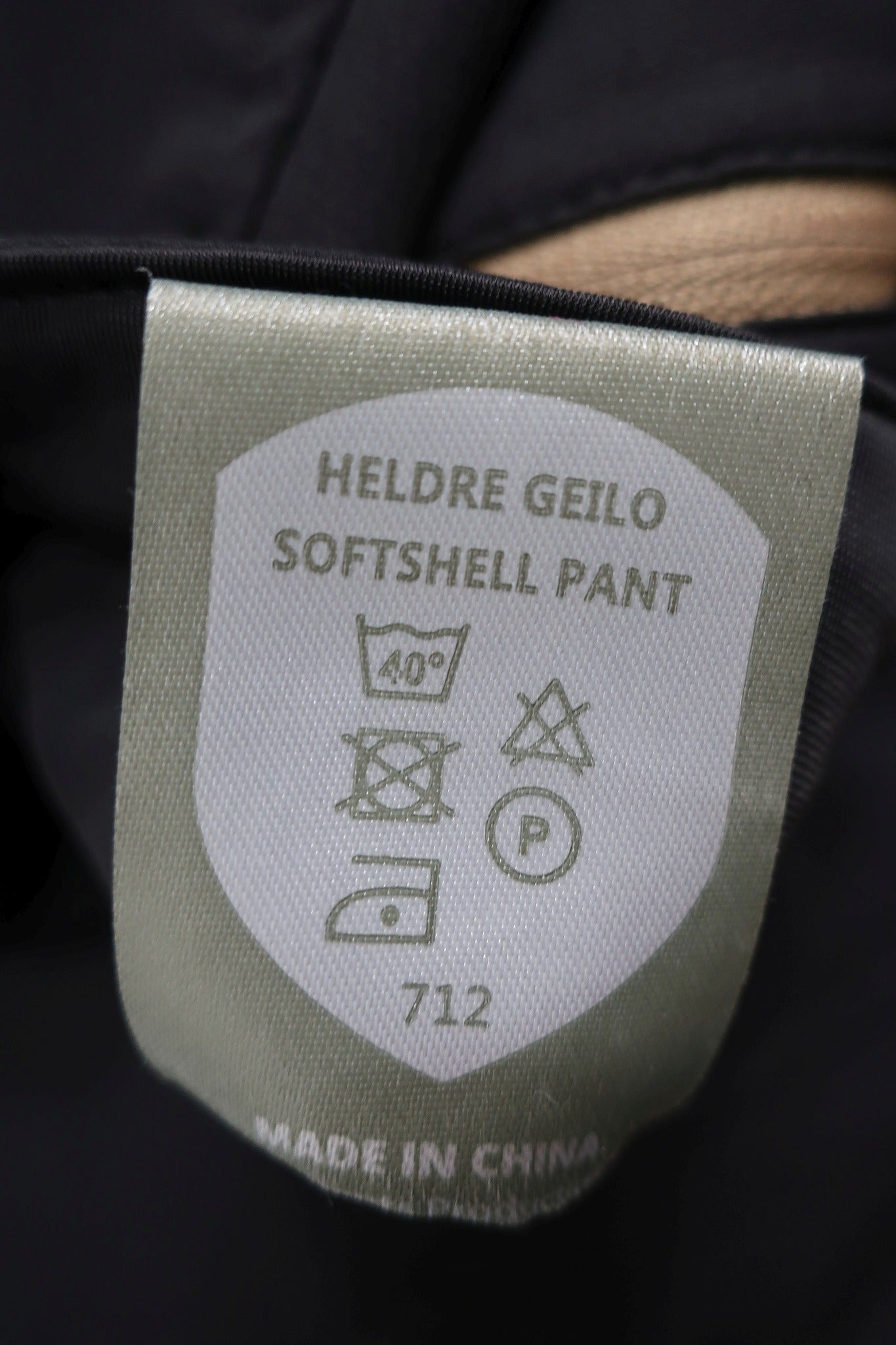 HELDRE vyriškos laisvalaikio, trekingo kelnės M dydis