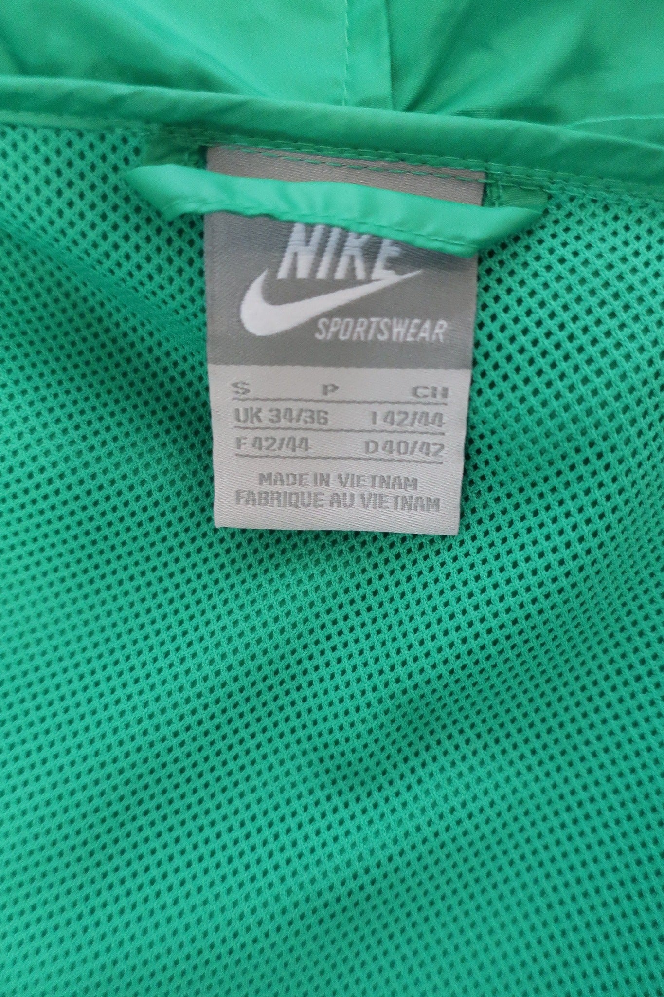 NIKE vyriška striukė/švarkas/ vėjinukė S dydis