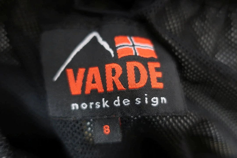 VARDE naujos vaikiškos laisvalaikio membraninės kelnės 134 ūgiui