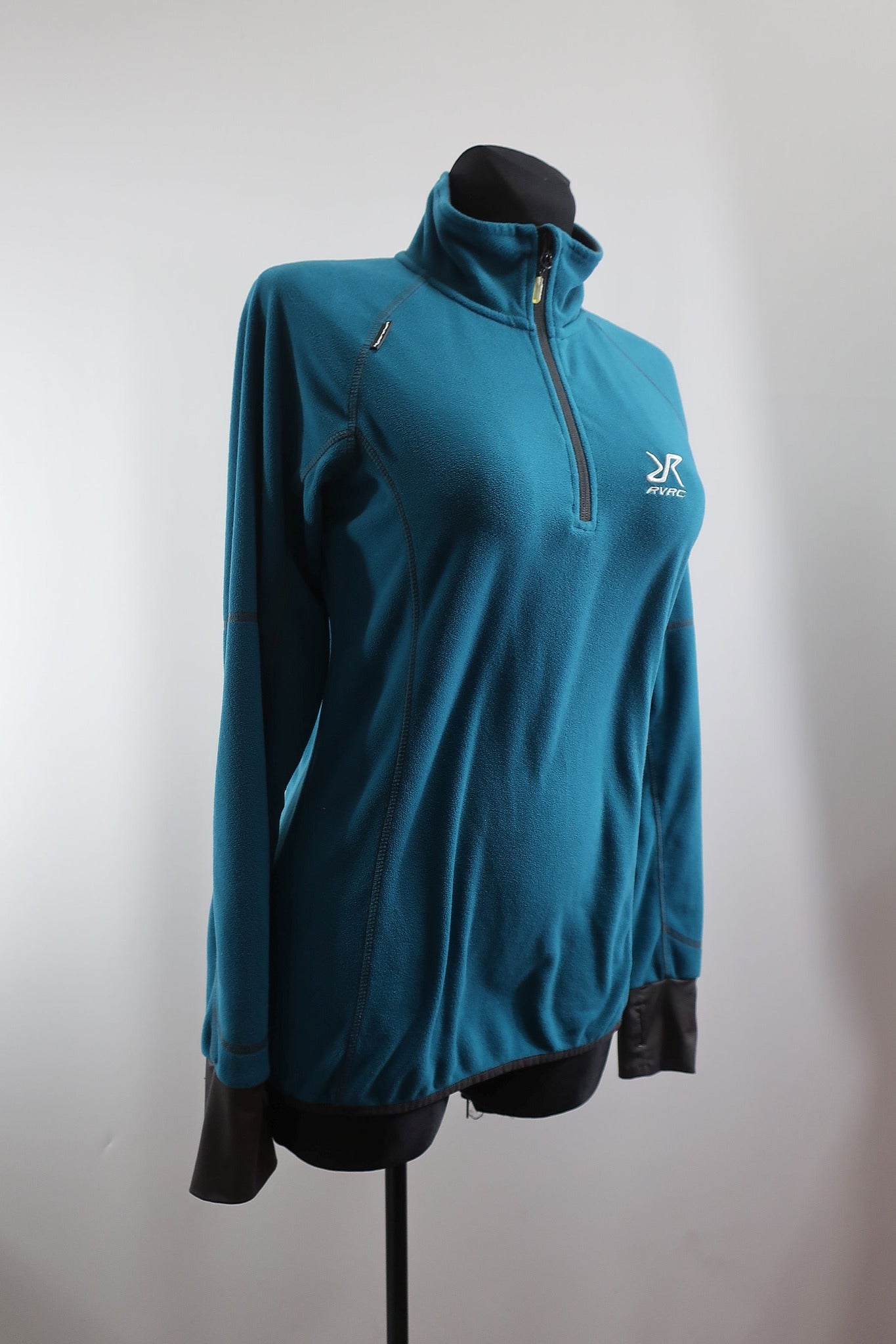 REVOLIUTION RACE moteriškas flisinis šiltukas M dydis