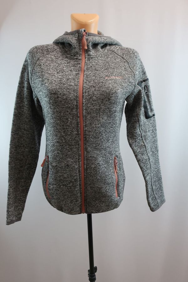 BLUE WEAR moteriškas šiltukas S dydis.