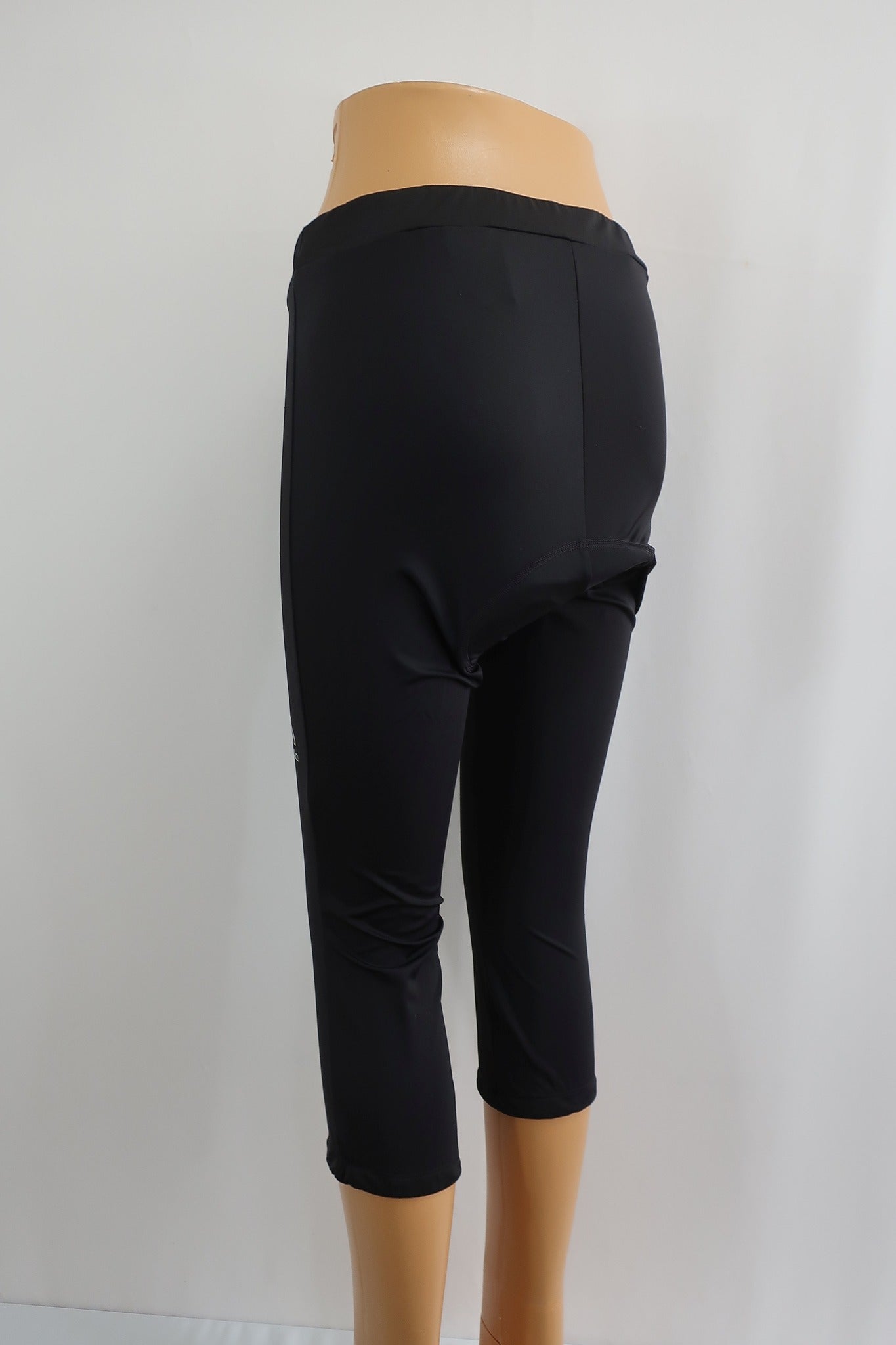ODLO moteriški dviratiniai ilgi šortai/tamprės L/XL dydis
