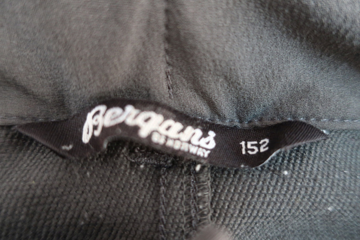 BERGANS laisvalaikio, trekingo kelnės 152 ūgiui