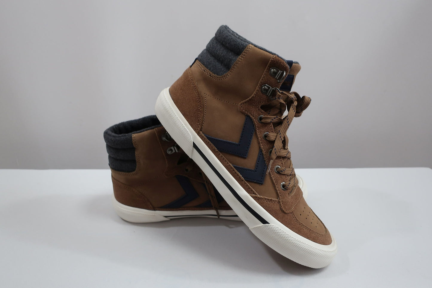 HUMMEL nauji laisvalaikio batai 39/39,5 dydis