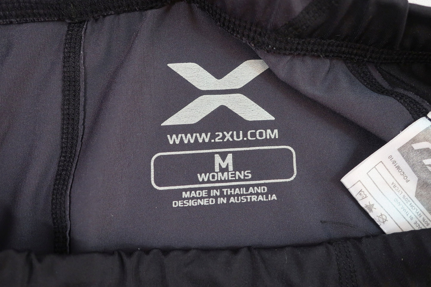 2XU moteriškos sportinės kompresinės tamprės M dydis
