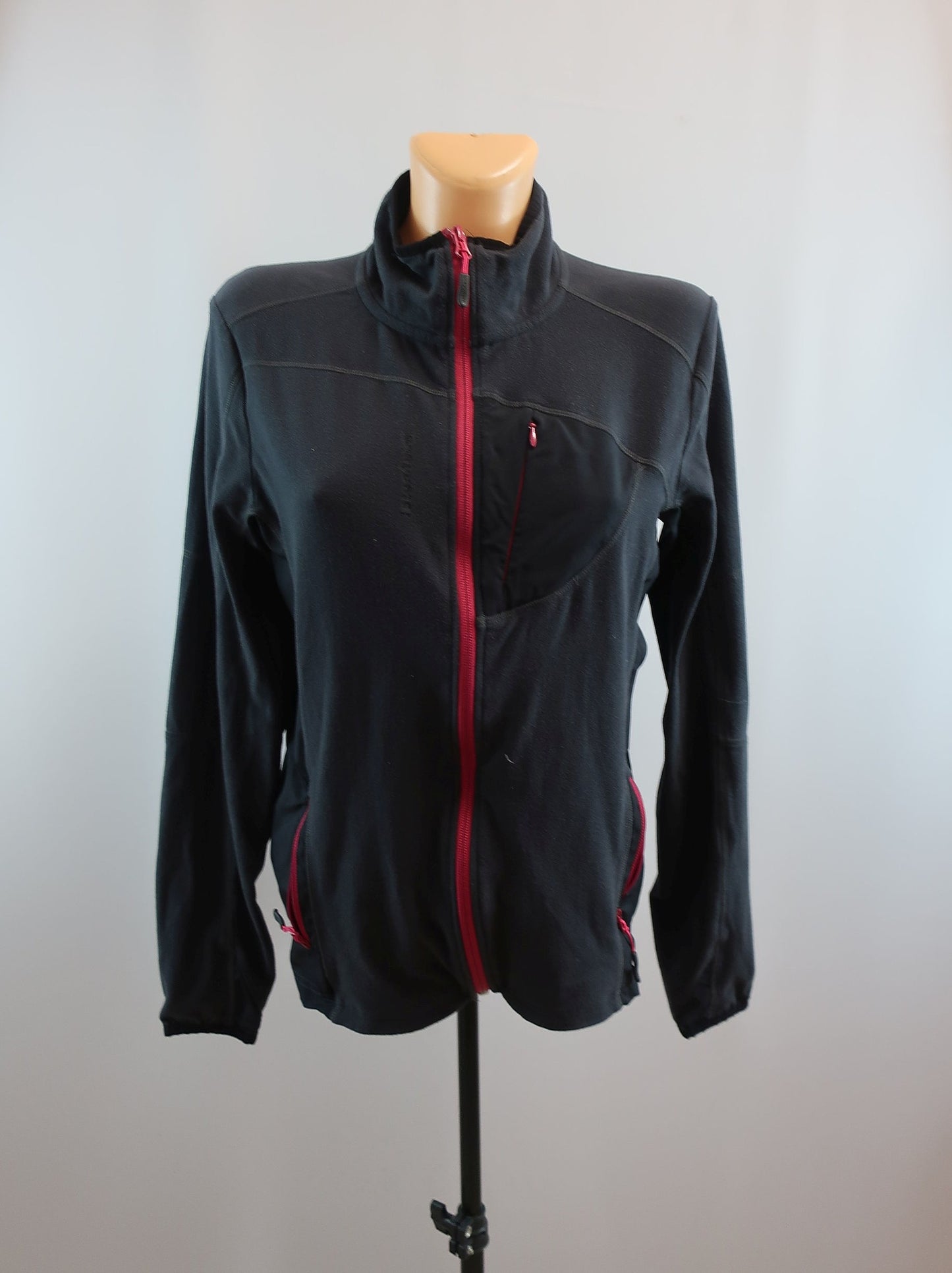 JOTUNHEIM moteriškas šiltukas 40 dydis