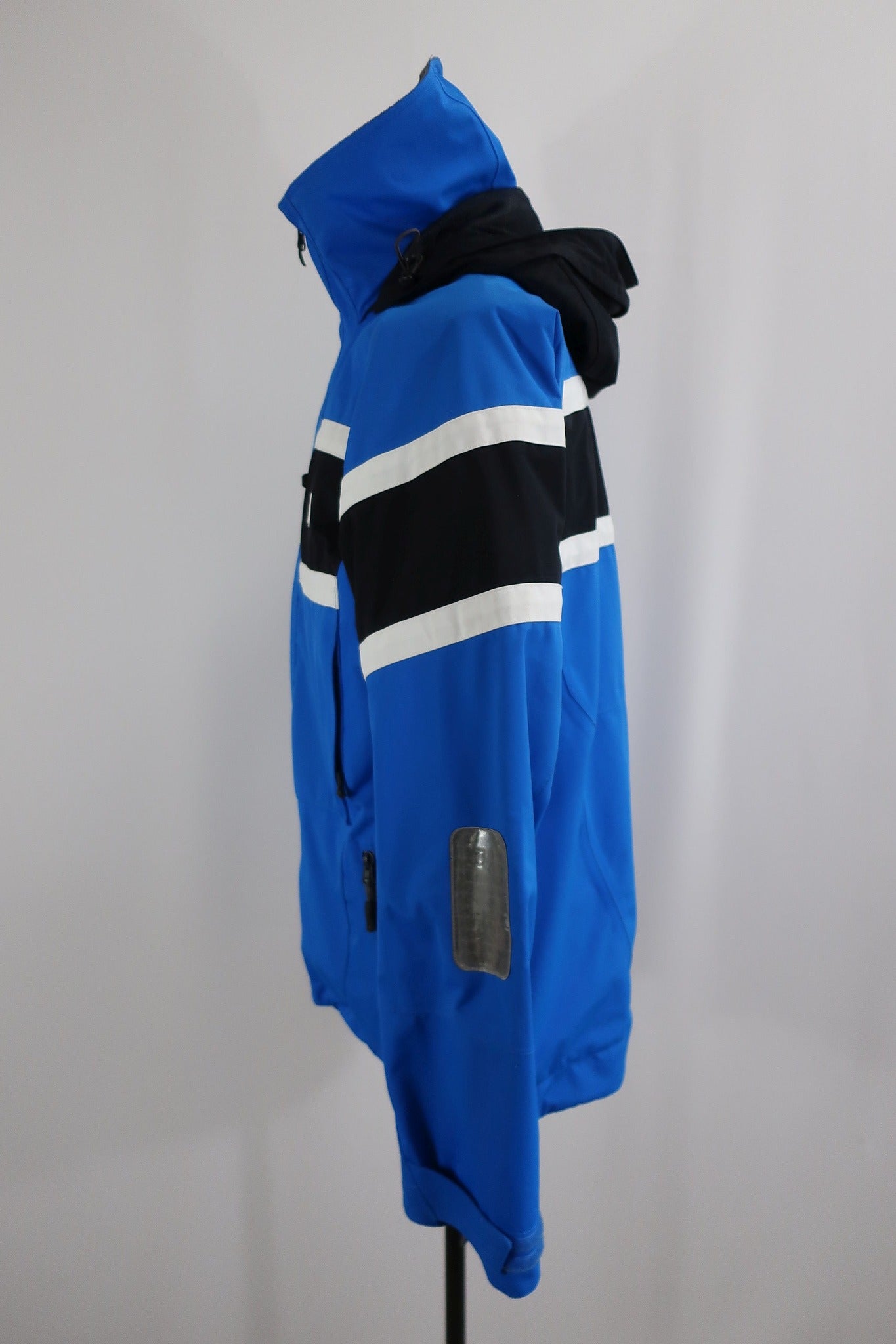 HELLY HANSEN vyriška striukė S dydis