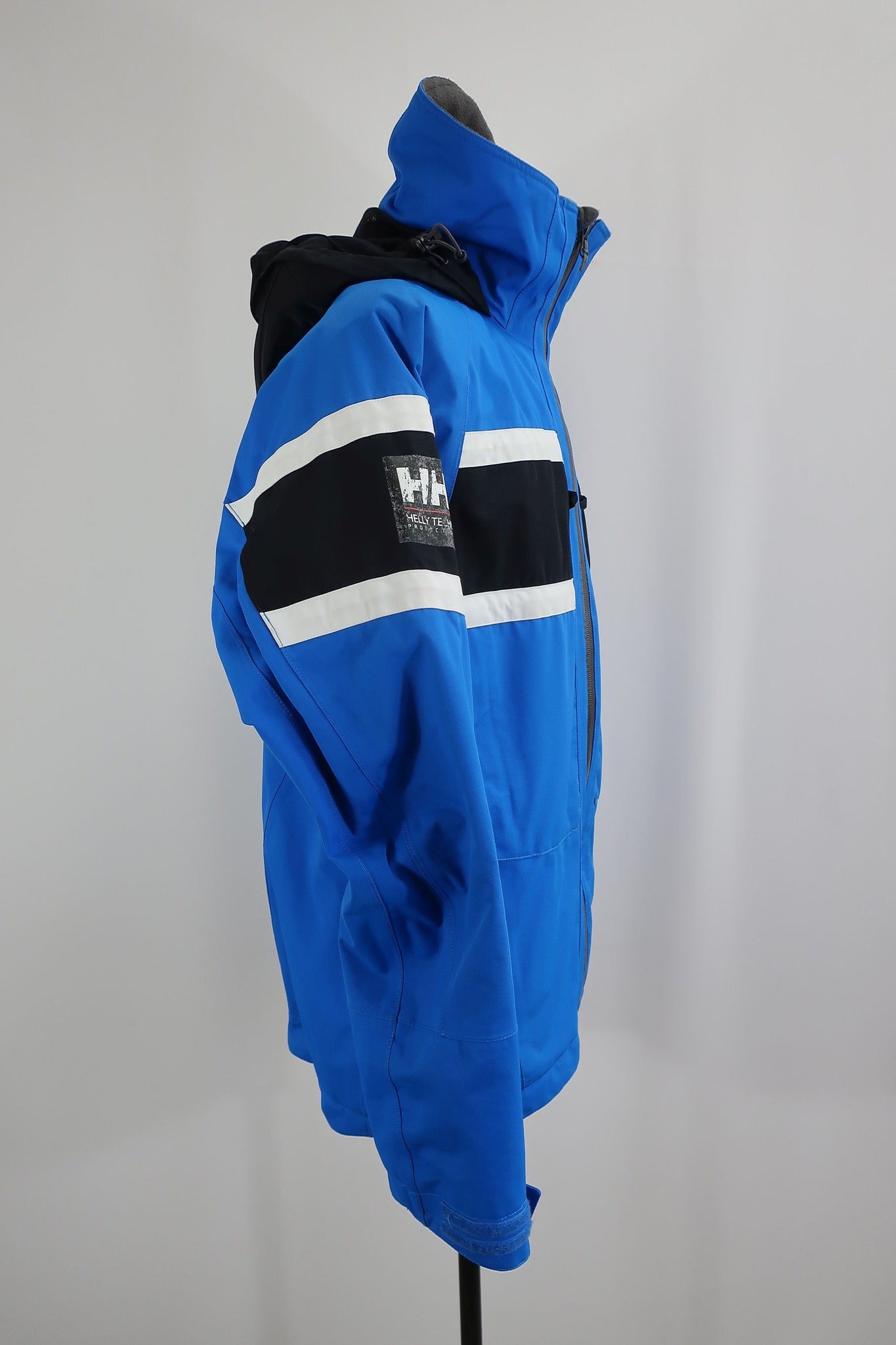 HELLY HANSEN vyriška striukė S dydis