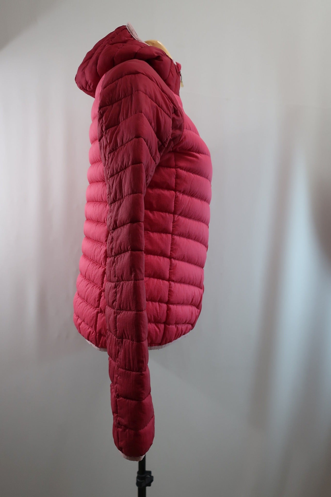 JACK WOLFSKIN lengva moteriška pūkinė striukė XS dydis